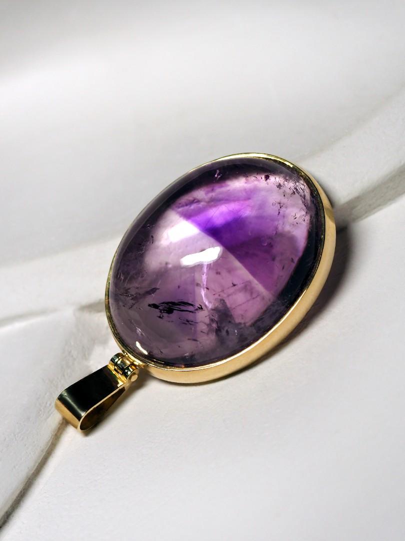 Amethyst Yellow Gold Pendant Cabochon Gem Royal Purple Namibian Stone Minimalism For Sale 1