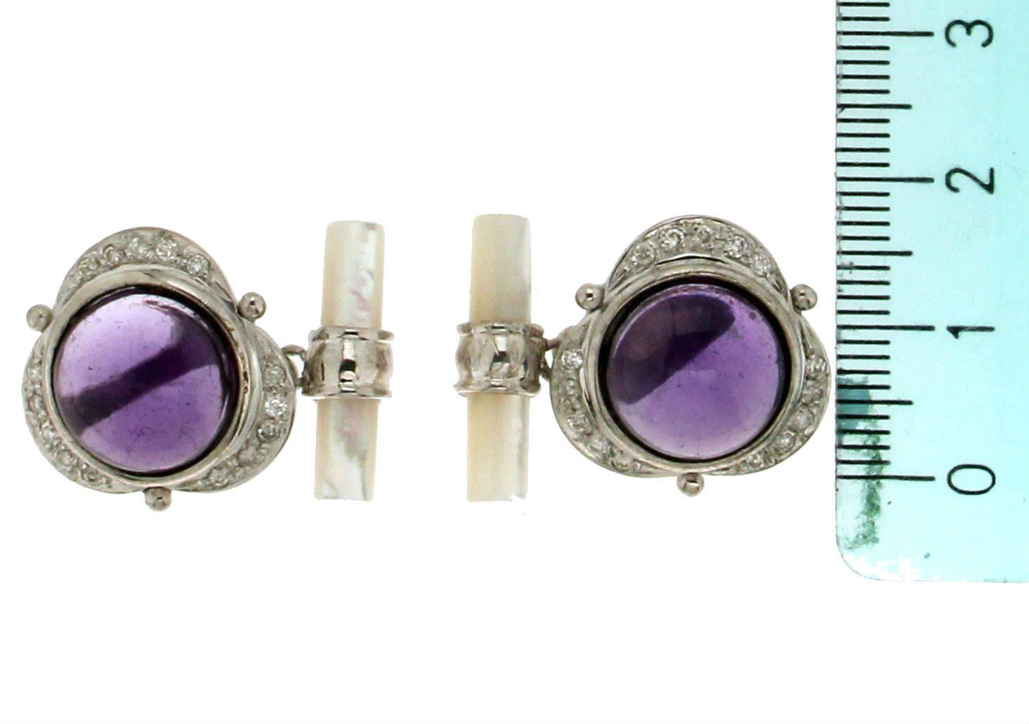 Very chic versatile combination of cufflinks in white gold mounted with diamonds, round amethysts while the bar are in mother of pearl.