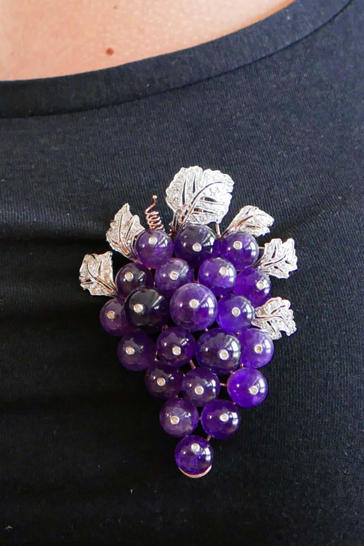 Améthystes, diamants, broche en or rose et argent. en vente 2