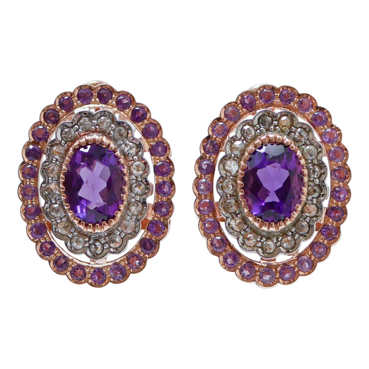 Boucles d'oreilles en améthystes, diamants, or rose et argent. en vente