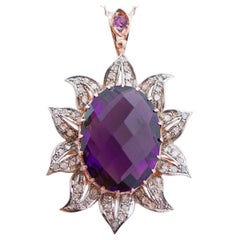 Collier à pendentifs en améthystes, diamants, or rose et argent.