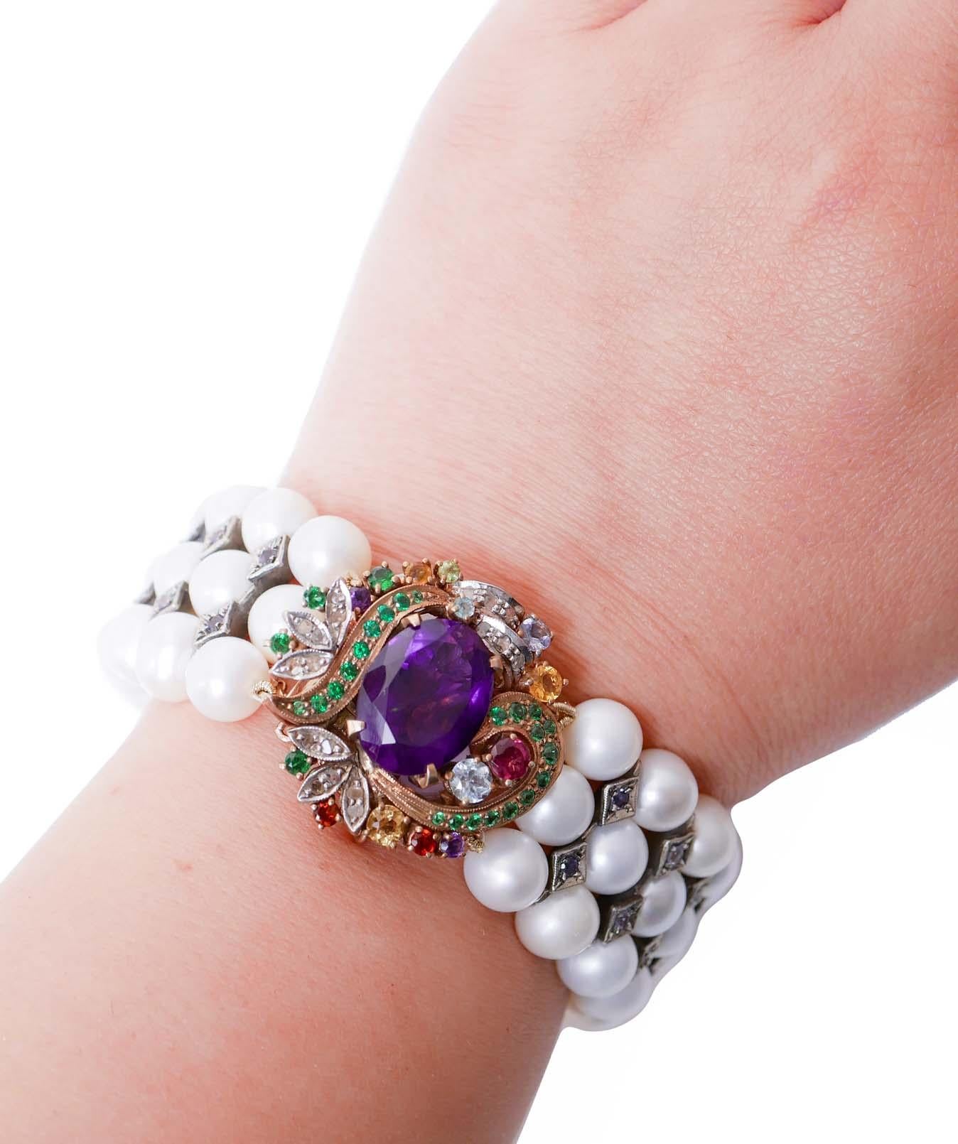 Amethysts, Pearls, Diamonds, Iolite, Topaz, Tsavorite, Gold and Silver Bracelet. In Good Condition For Sale In Marcianise, Marcianise (CE)