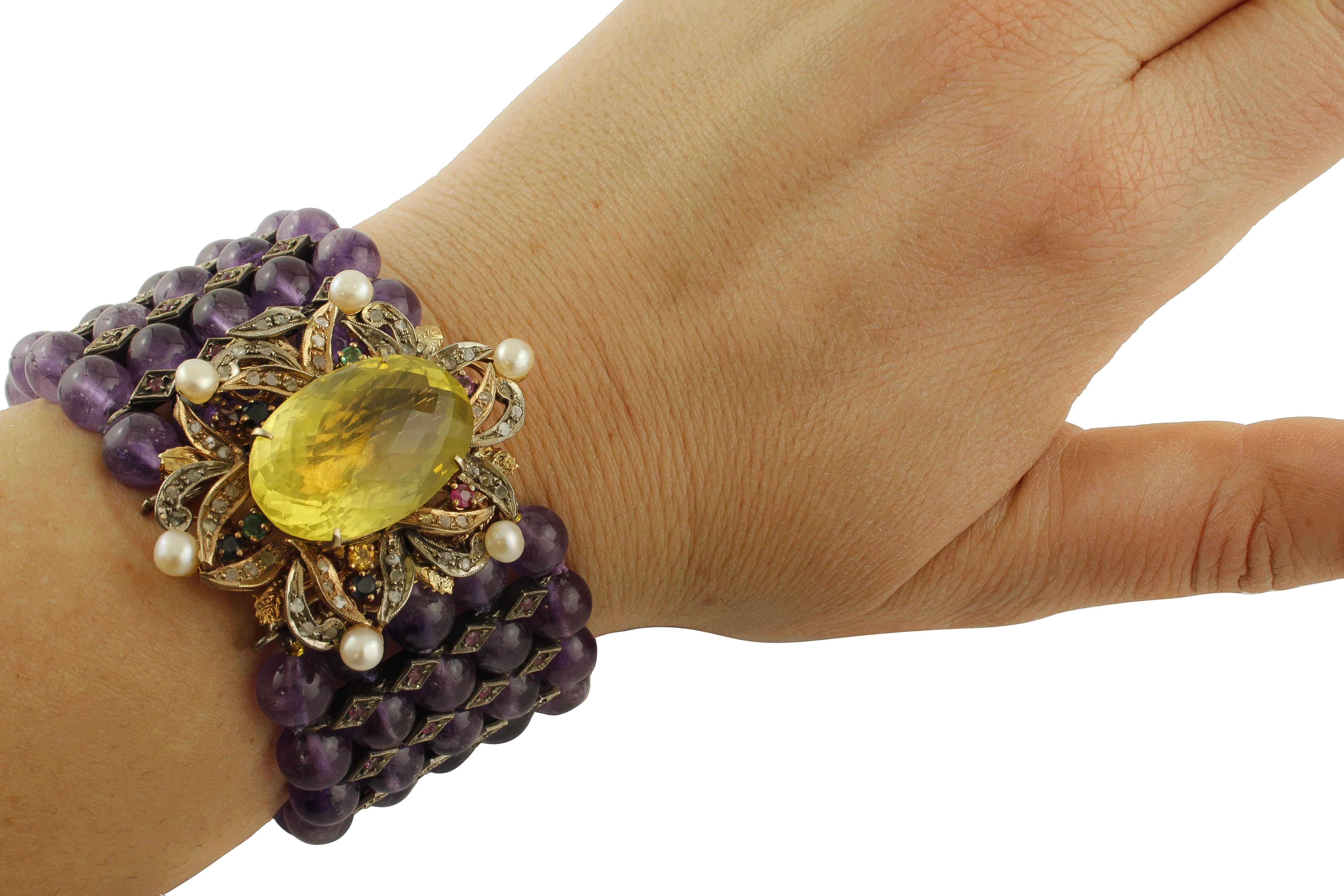 Bracelet en or et argent avec améthyste, topaze, diamant, rubis, émeraudes, saphirs et perles en vente 2