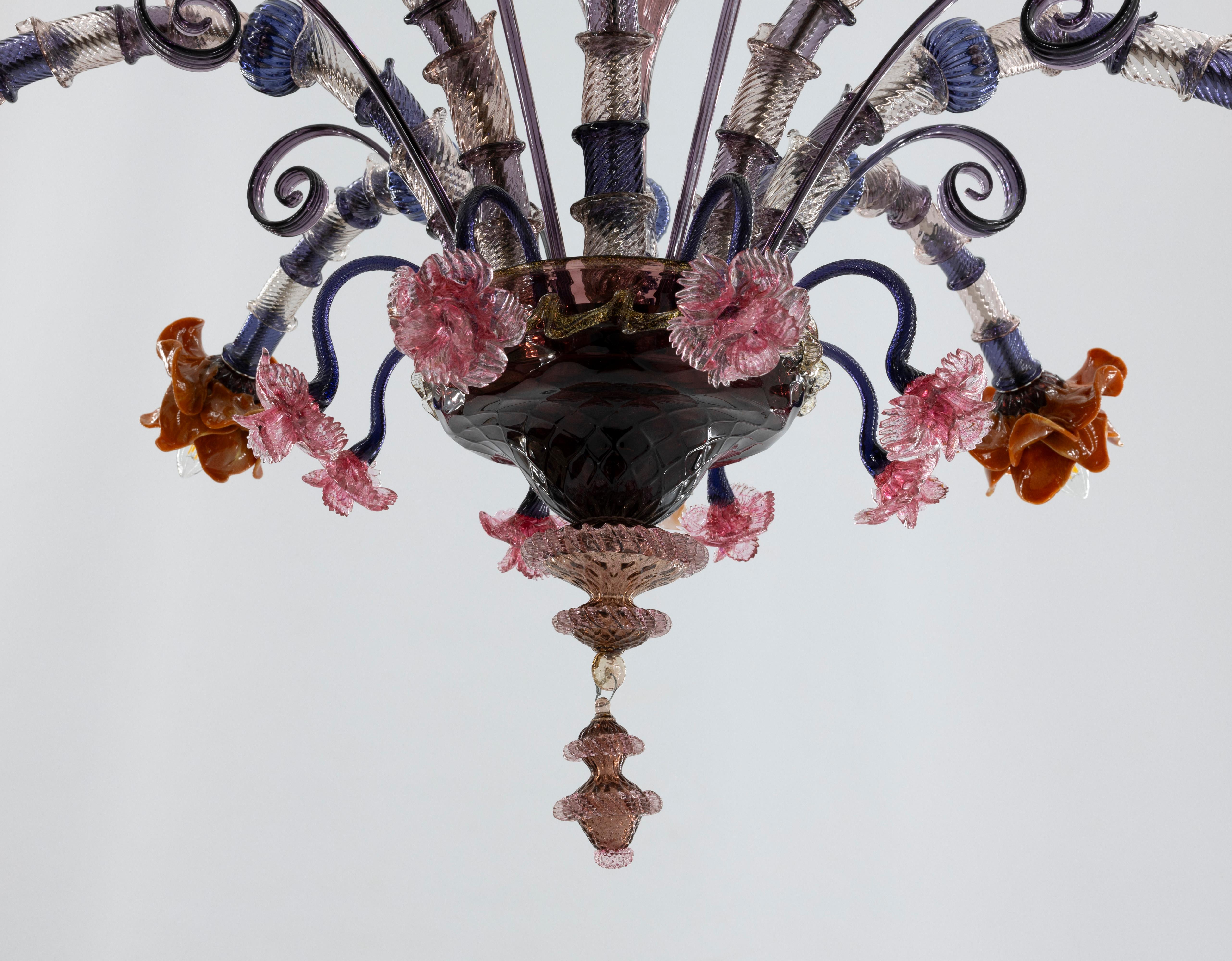 italien Lustre Flowers Rezzonico Améthyste Murano Venise Italie années 1980 en vente