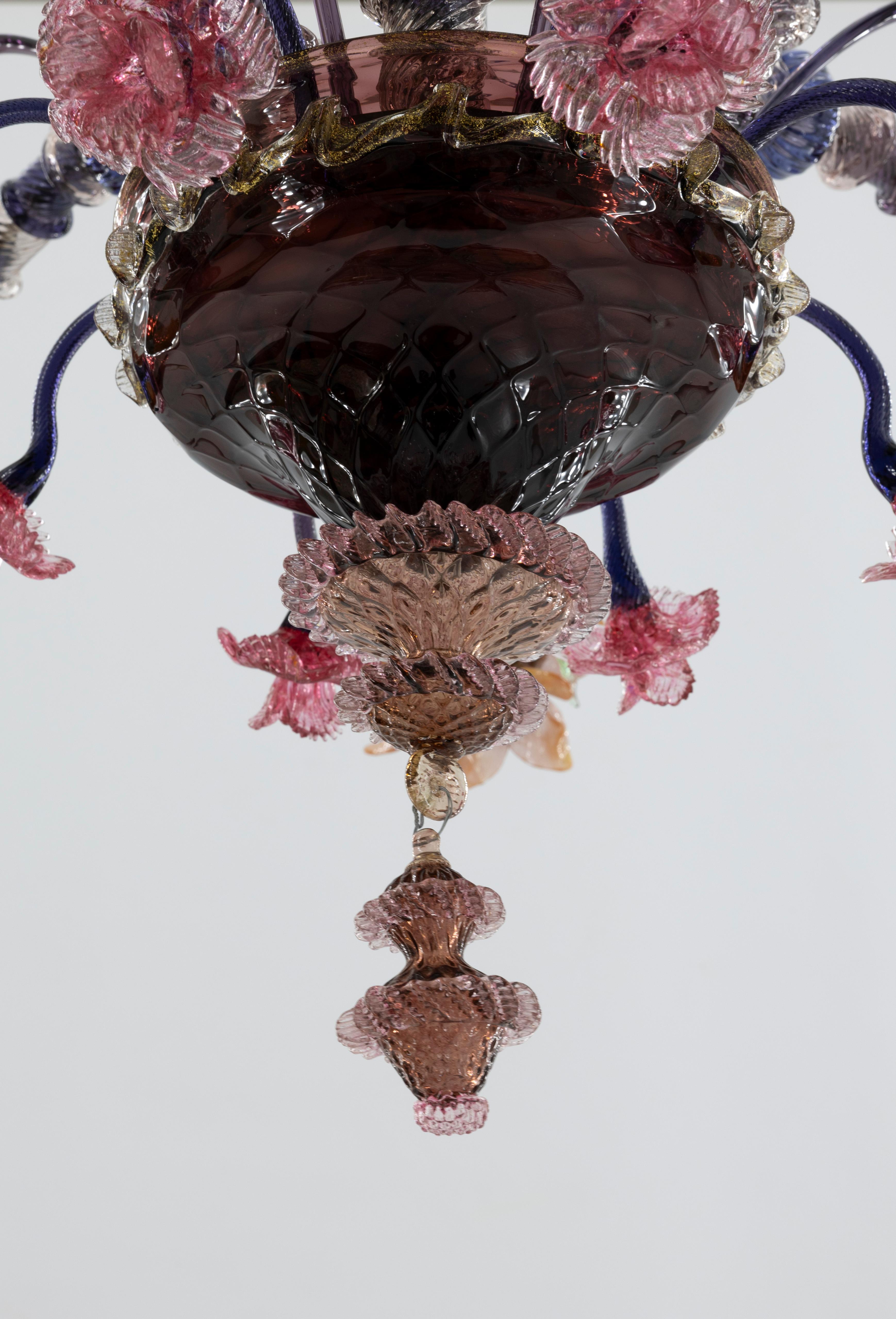 Fait main Lustre Flowers Rezzonico Améthyste Murano Venise Italie années 1980 en vente