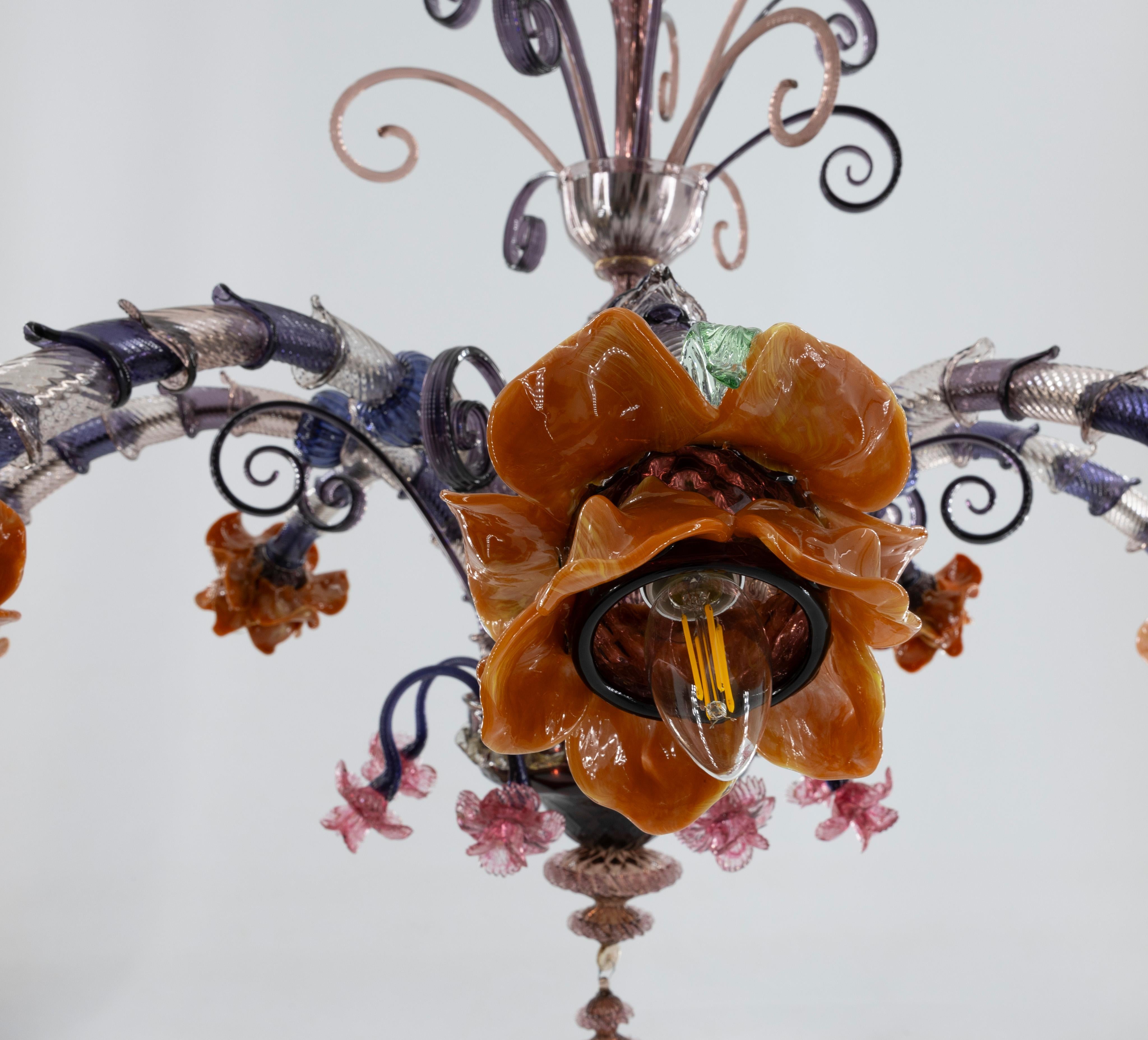 Lustre Flowers Rezzonico Améthyste Murano Venise Italie années 1980 Excellent état - En vente à Villaverla, IT