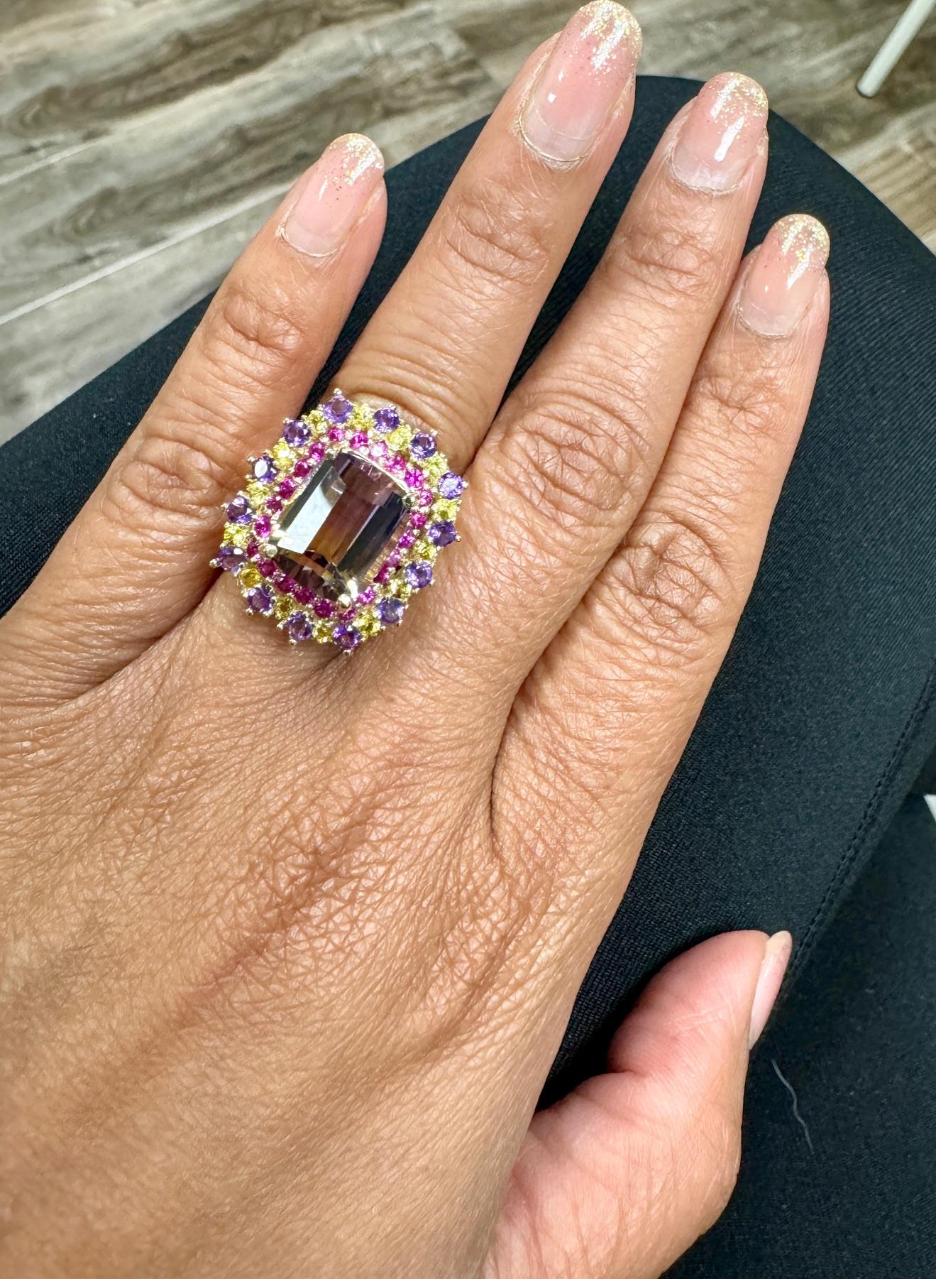 Women's Ametrine, Pink and Yellow Sapphire 7.88 Carat Yellow Gold Cocktail Ring For Sale