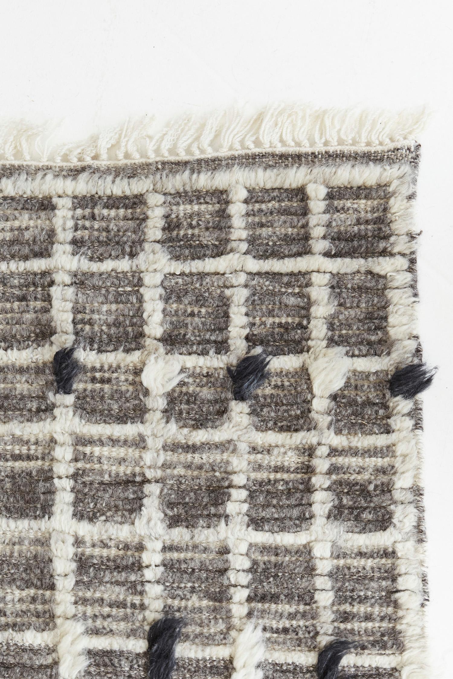 XXI secolo e contemporaneo Amihan, Collezione Atlas di Mehraban Rugs in vendita