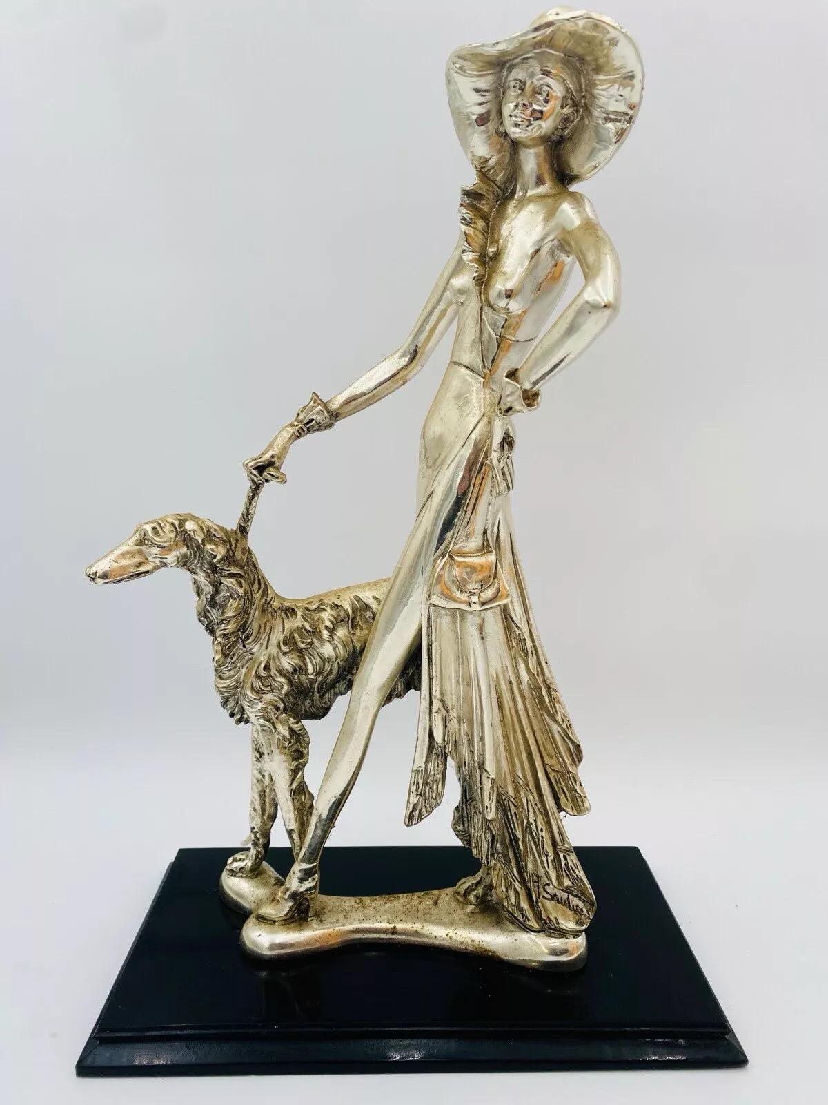 Amilcare Santini Scultura In Resina Argentata Art Dèco In condizioni buone in vendita a Taranto, IT