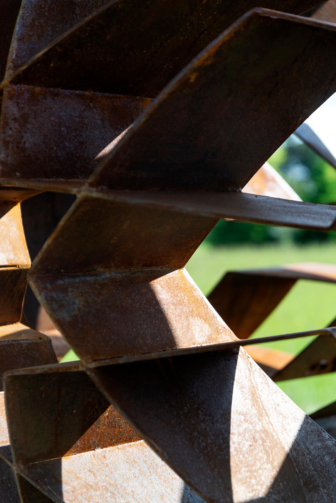 Shamsé - minimalist, contemporary, geometric abstract, steel outdoor sculpture For Sale 2