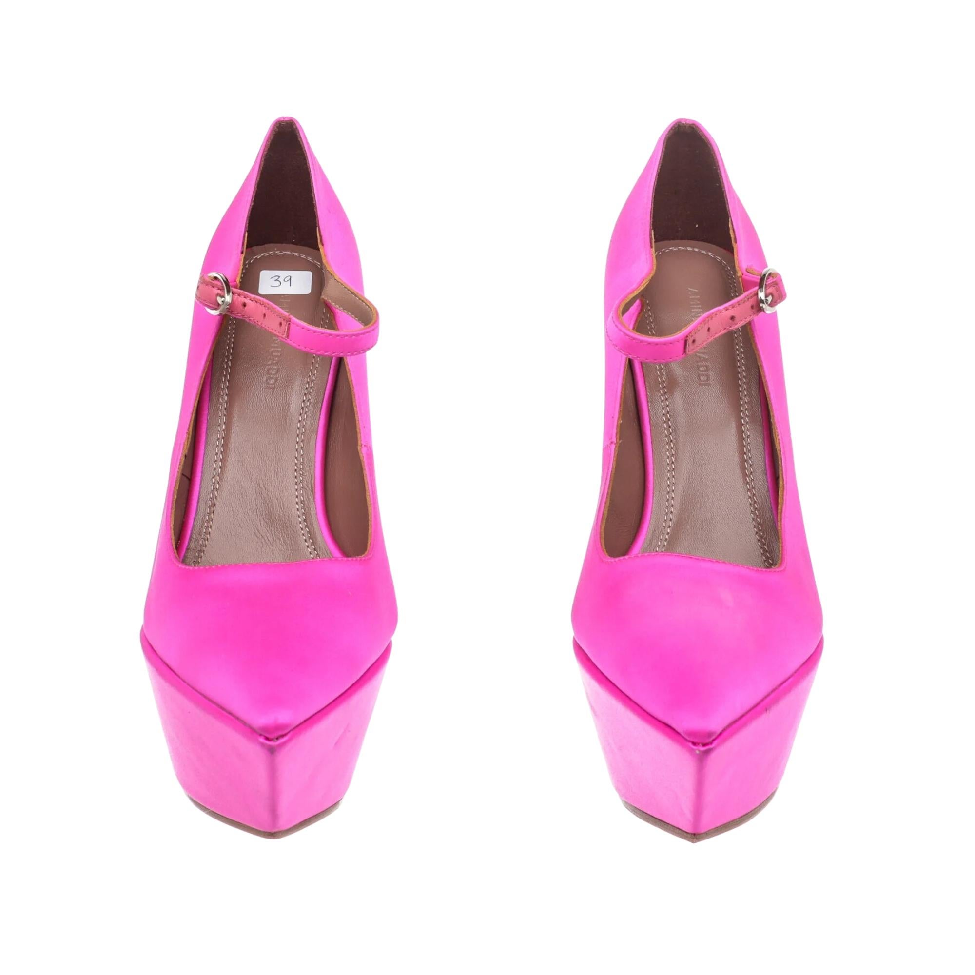 Amina Muaddi Angelica Plateau Pink Satin Platform Pumps (39 EU) In Good Condition For Sale In Montreal, Quebec