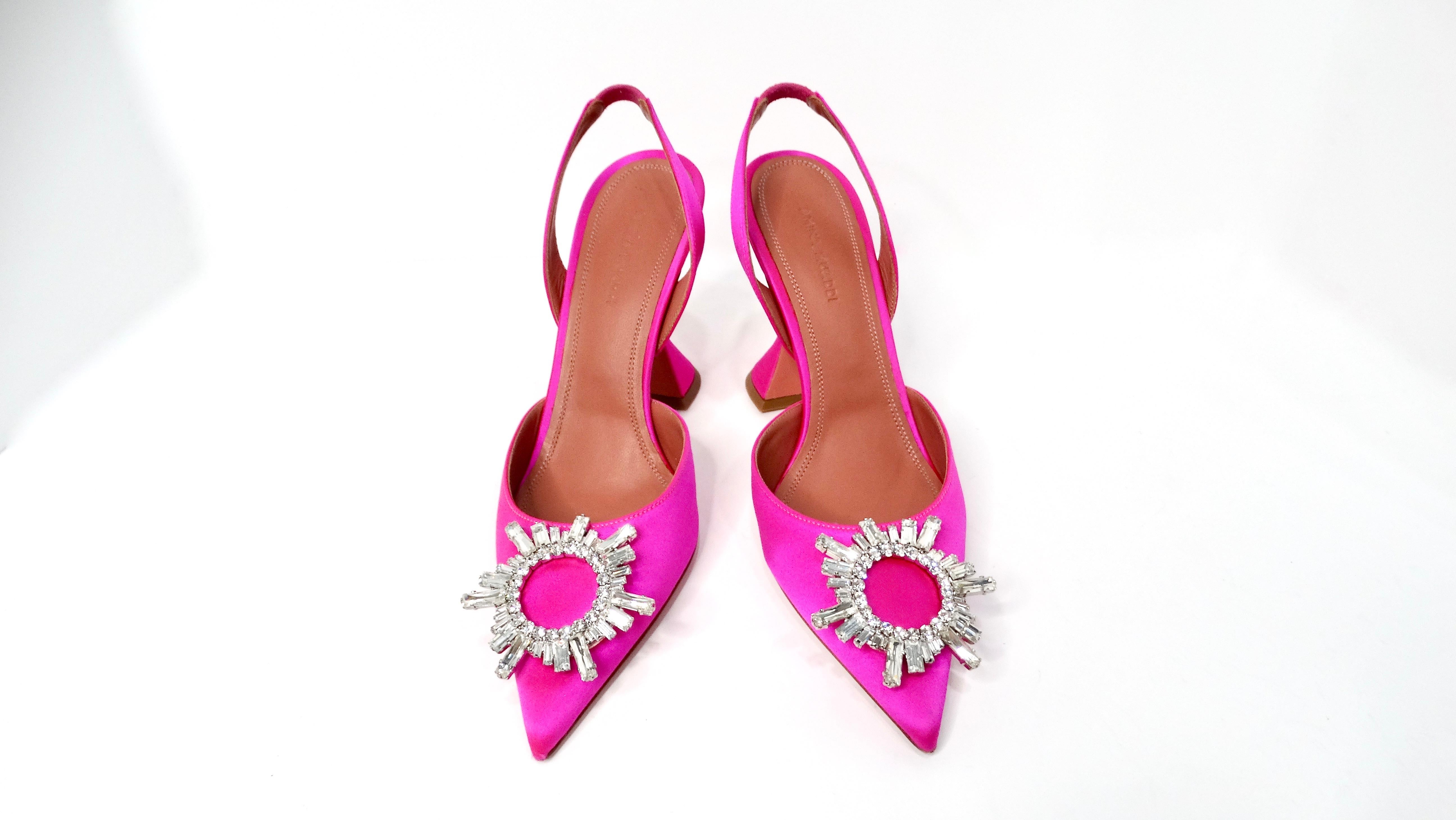 Amina Muaddi Begum Hot Pink Satin Slingback Pumps mit Slingback Damen im Angebot