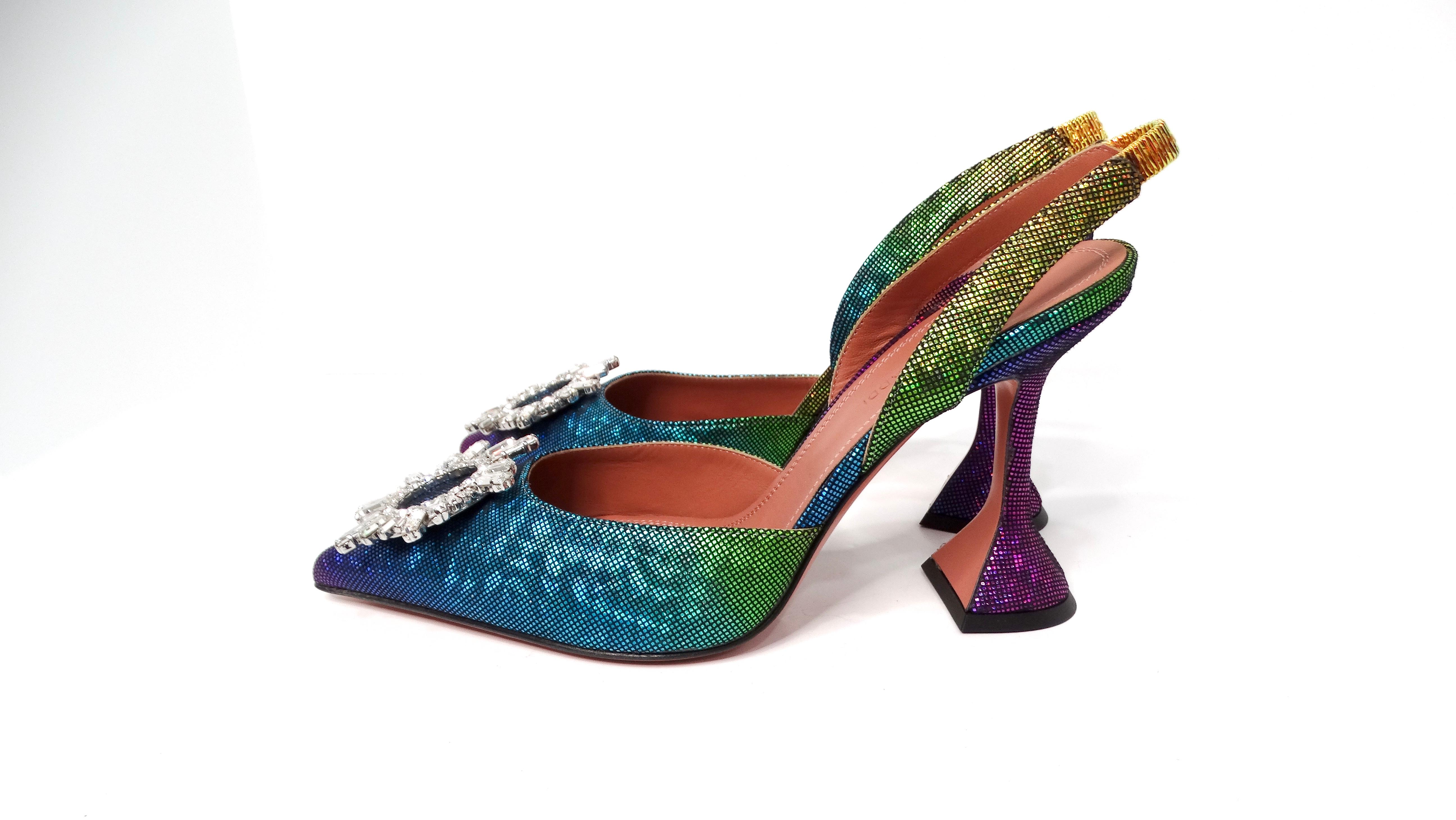 Amina Muaddi Begum - Escarpins à bride arrière en daim métallisé Ombre Rainbow Ombre en vente 1