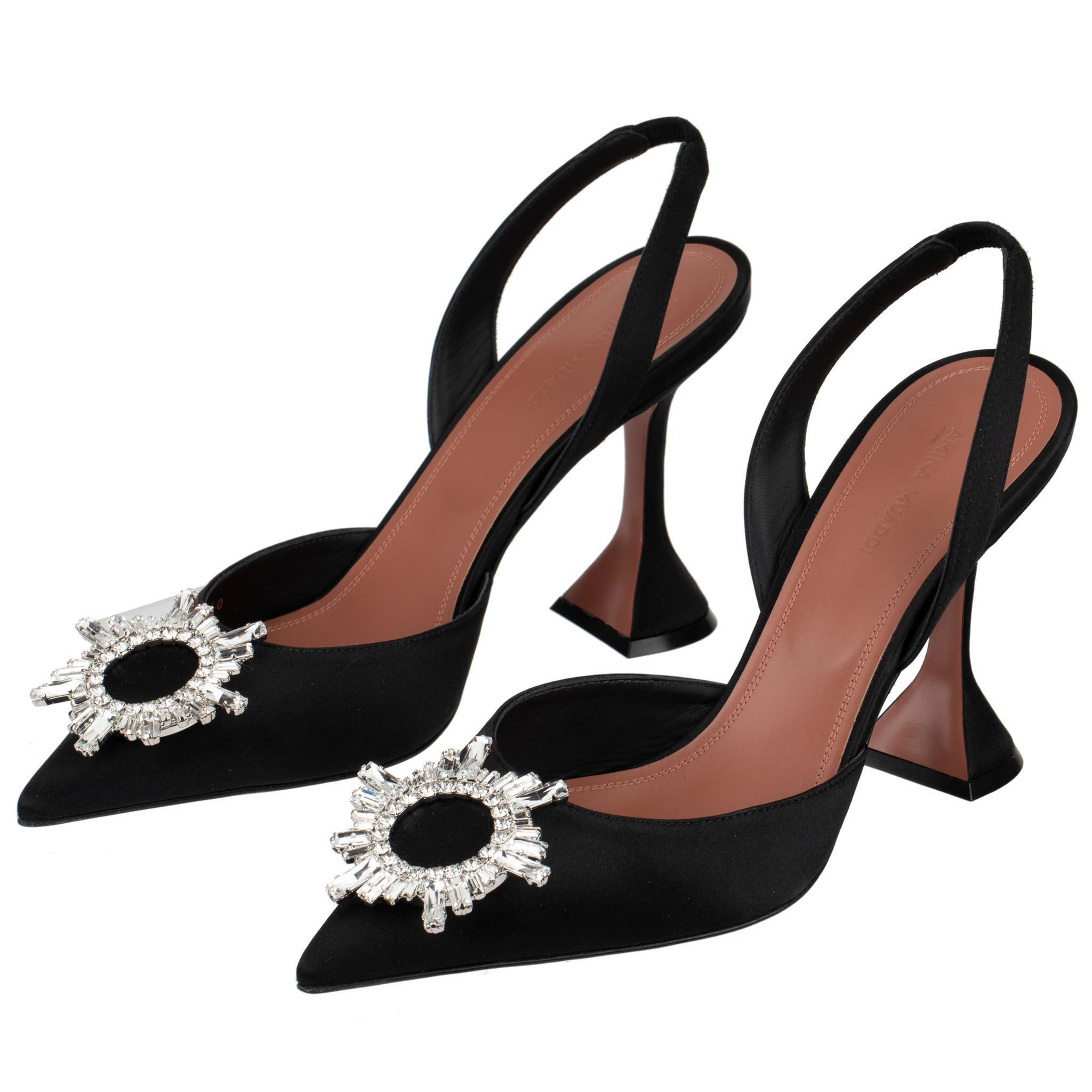 Noir Amina Muaddi Satin noir Begum talons aiguilles 40 IT en vente
