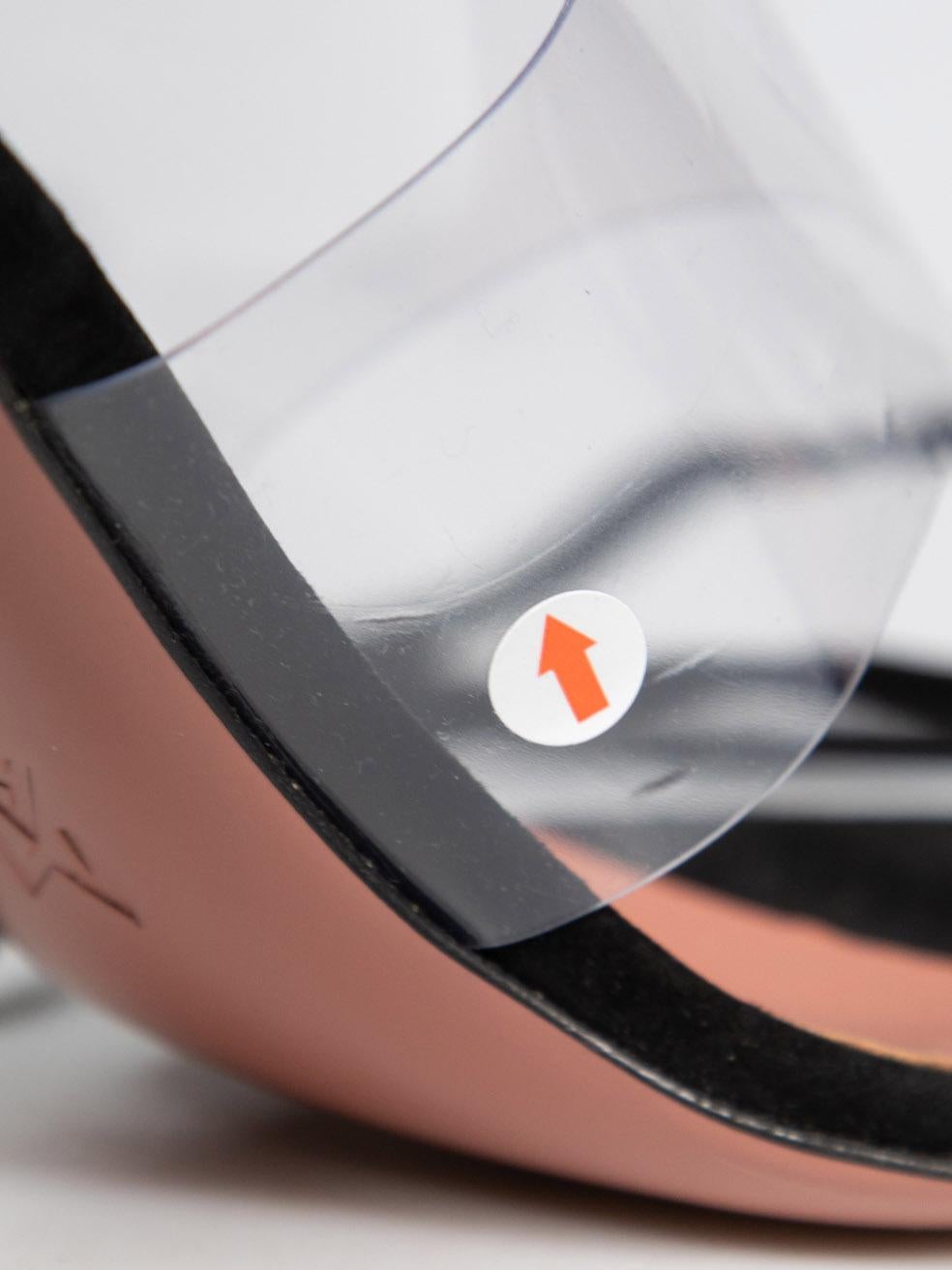 Amina Muaddi Sandales chasuble noires Zula 95 en daim Taille IT 37 en vente 2