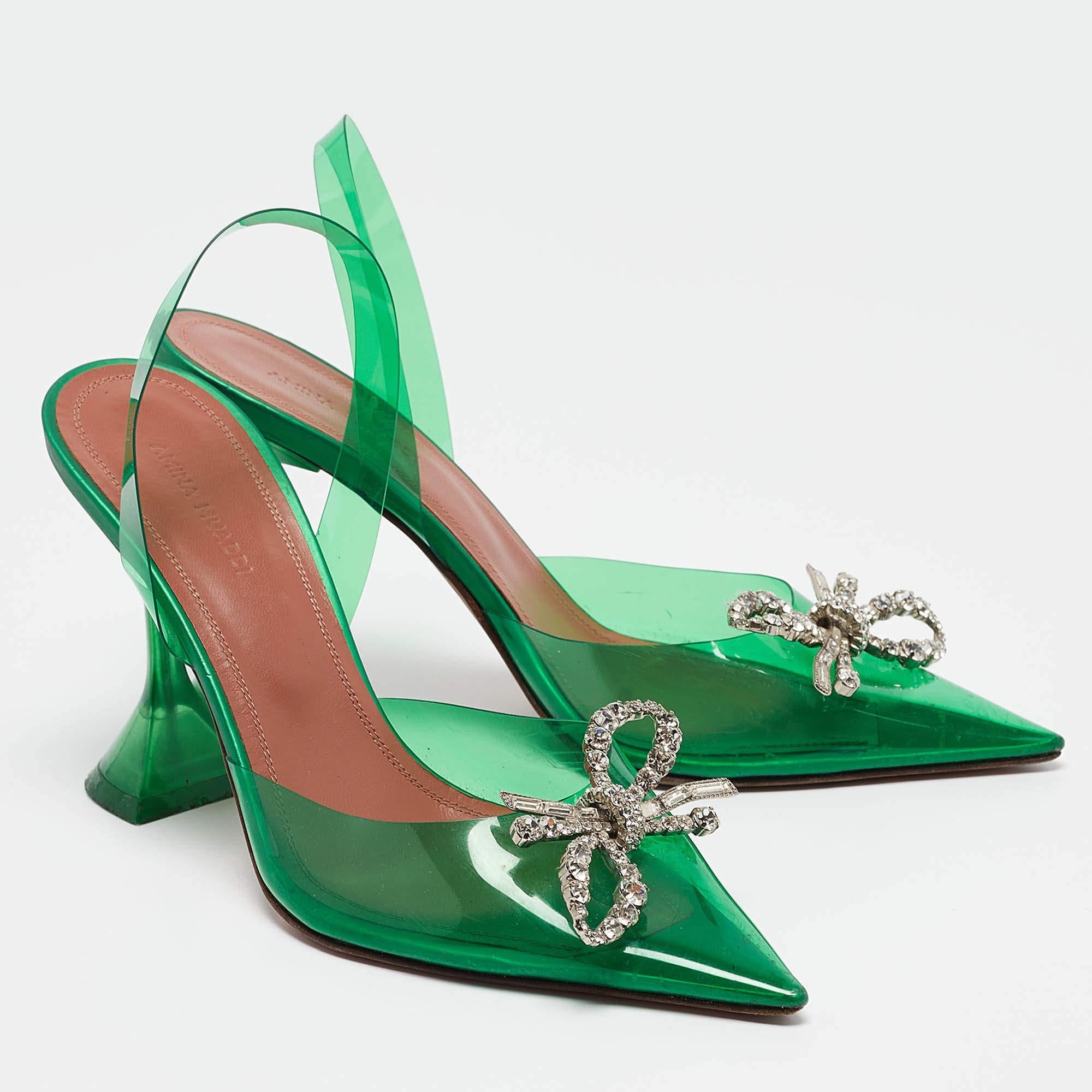 Amina Muaddi escarpins à bride arrière beige PVC vert taille 38 Bon état - En vente à Dubai, Al Qouz 2