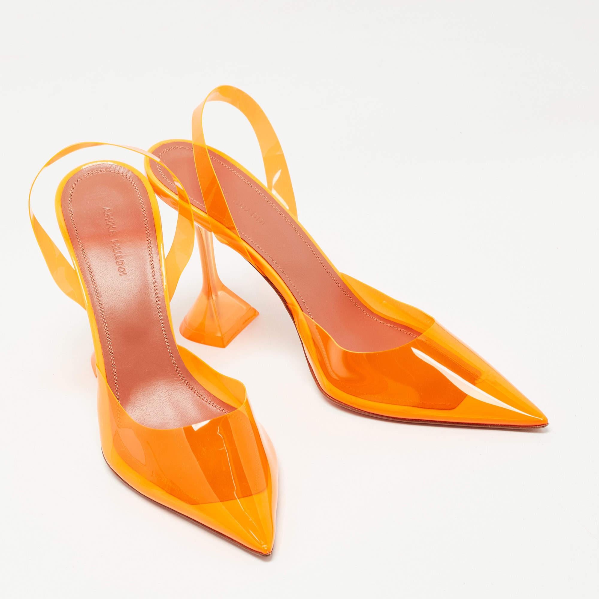 Orange Amina Muaddi escarpins Holli en verre orange avec bride arrière en PVC, taille 40,5 en vente