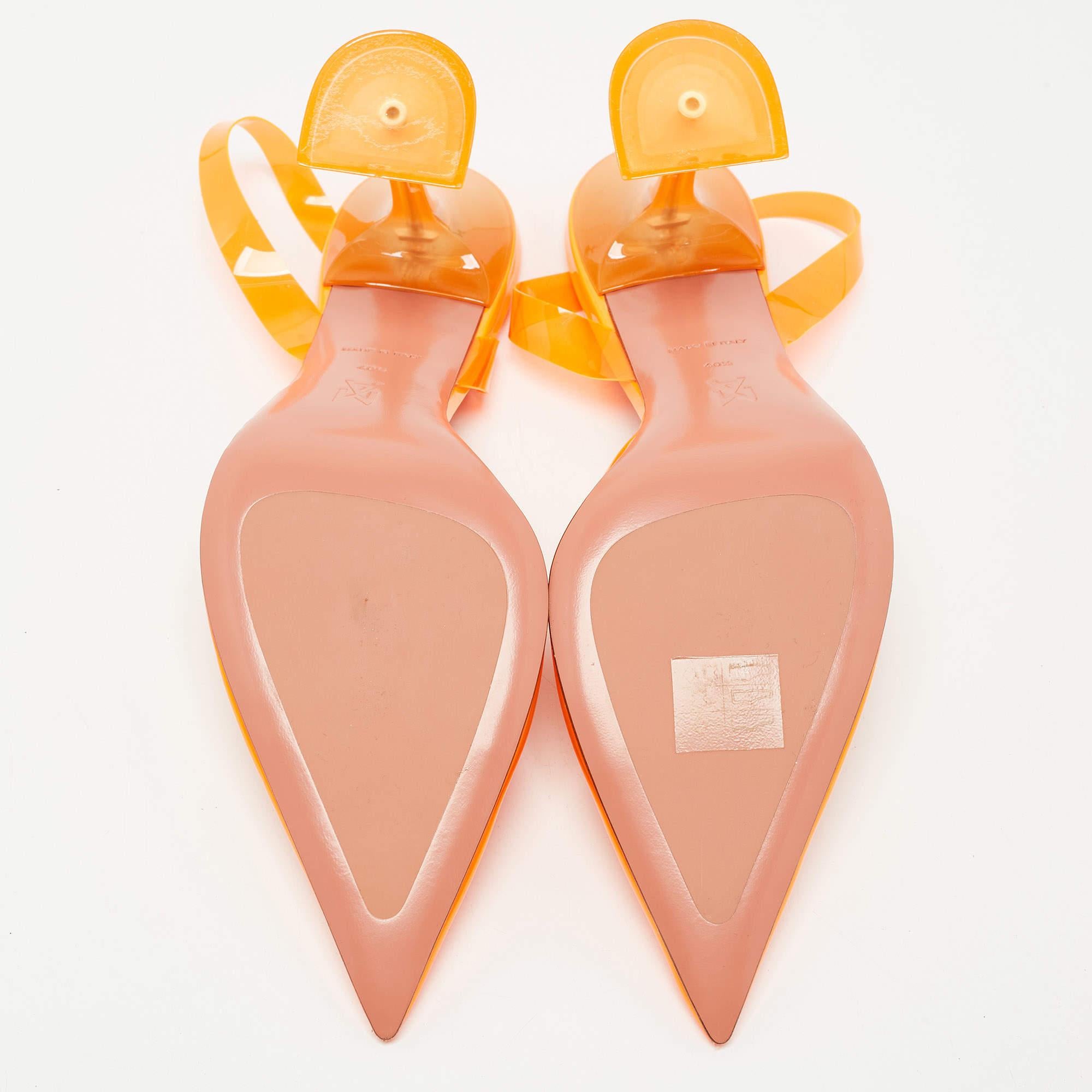Amina Muaddi escarpins Holli en verre orange avec bride arrière en PVC, taille 40,5 en vente 1