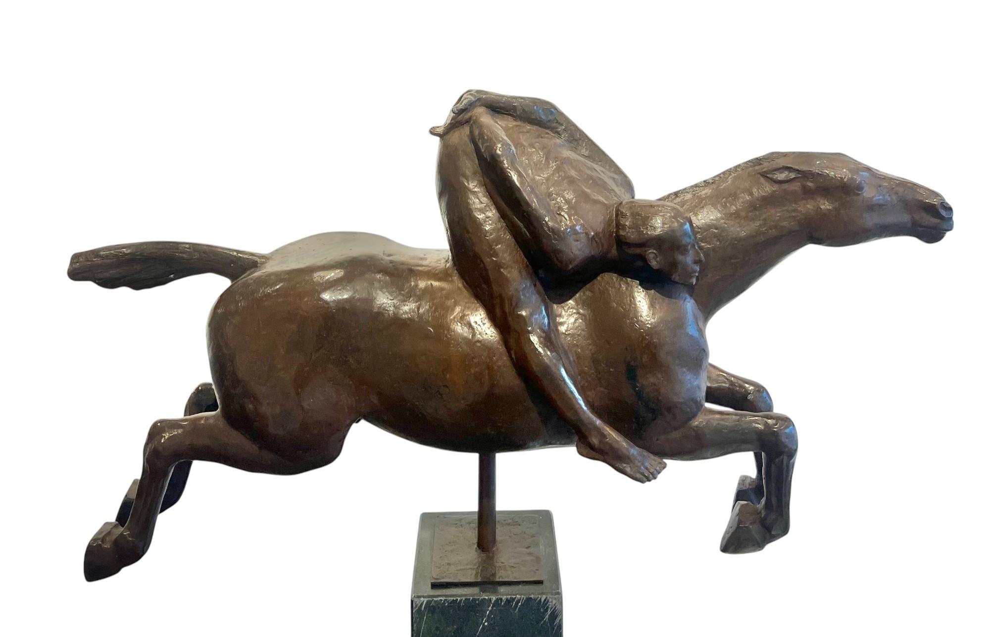 Cavaliere Cavaliere Scultura in bronzo Animale Cavallo Figurativo Contemporaneo In magazzino