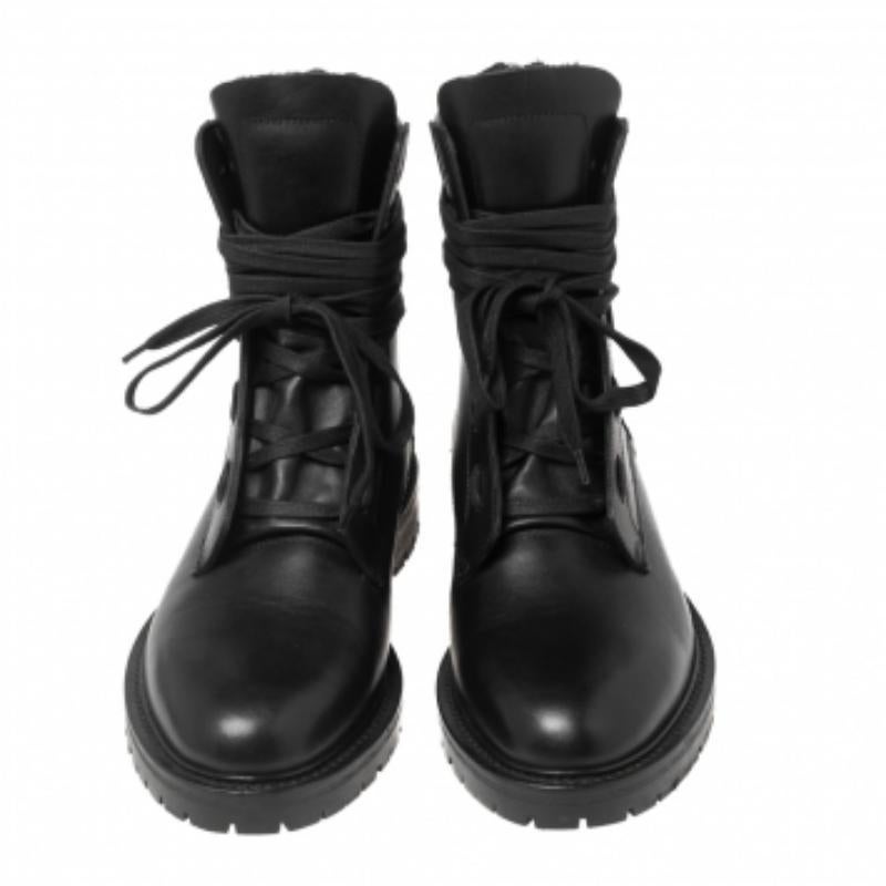 Amiri Schwarze Combat-Stiefel aus Leder Größe 42 im Zustand „Gut“ im Angebot in Dubai, Al Qouz 2