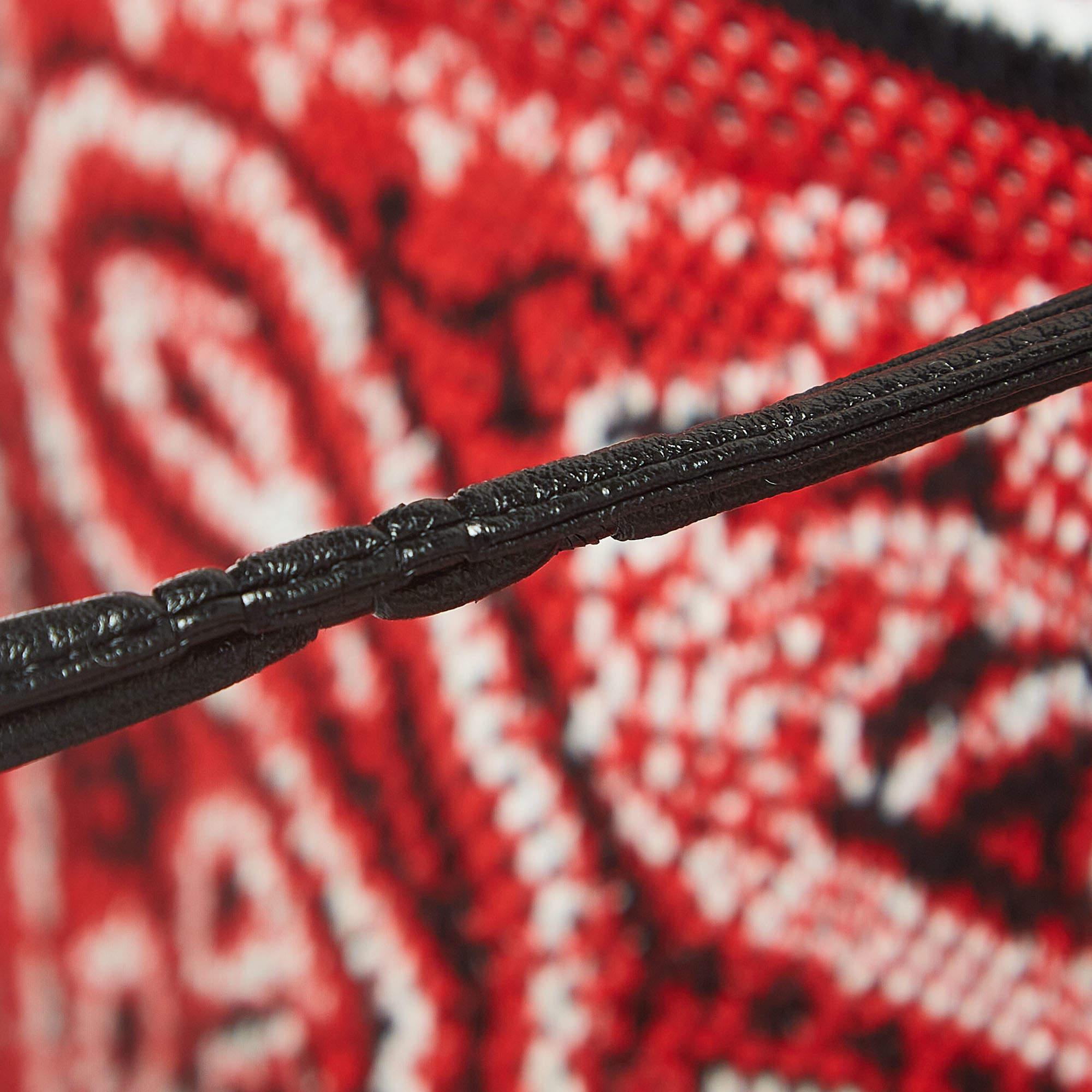 Amiri Red Bandana Print Knit Shorts XL For Sale 2