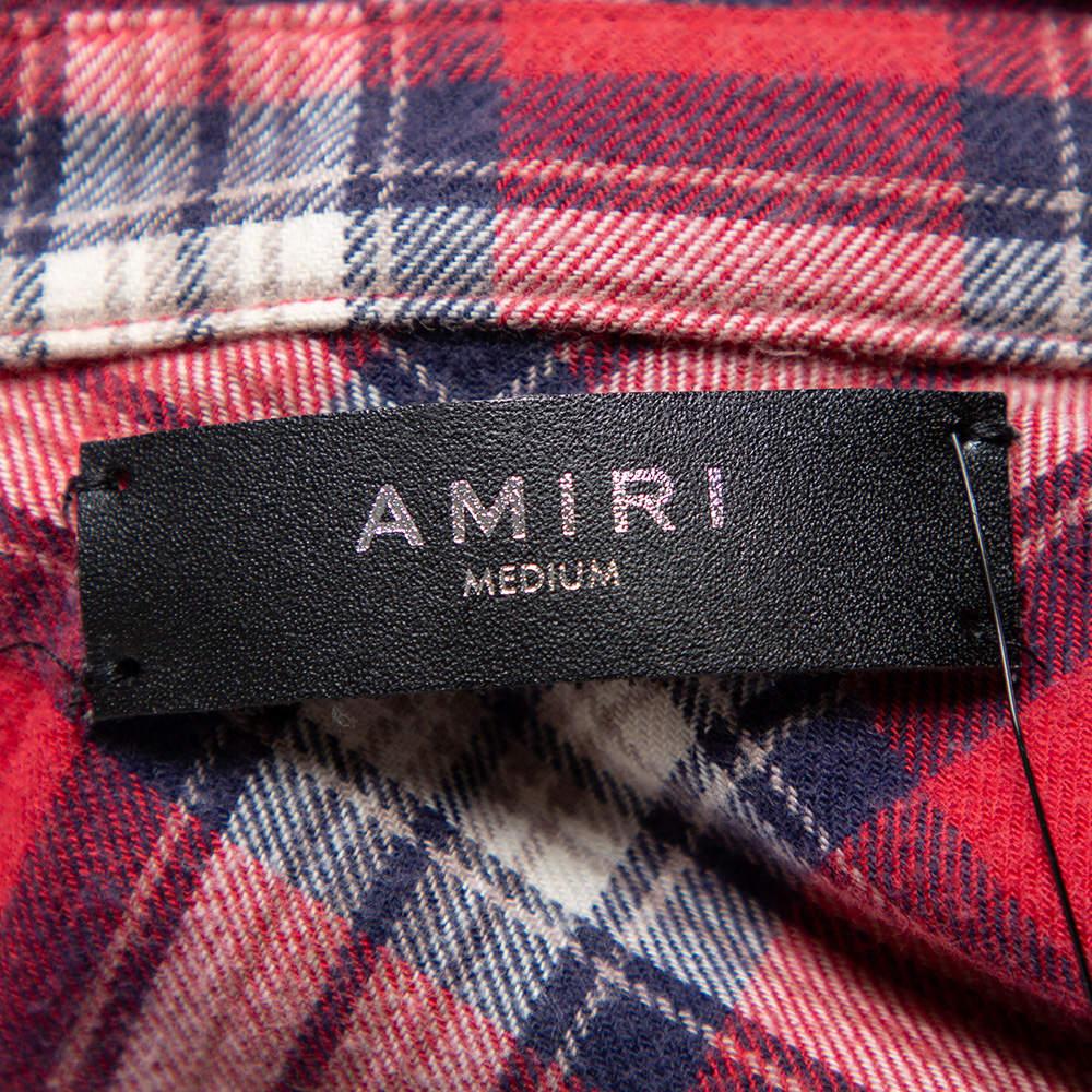 Amiri Rot kariertes Flannel-Hemd mit Sternendetails, M im Zustand „Gut“ im Angebot in Dubai, Al Qouz 2