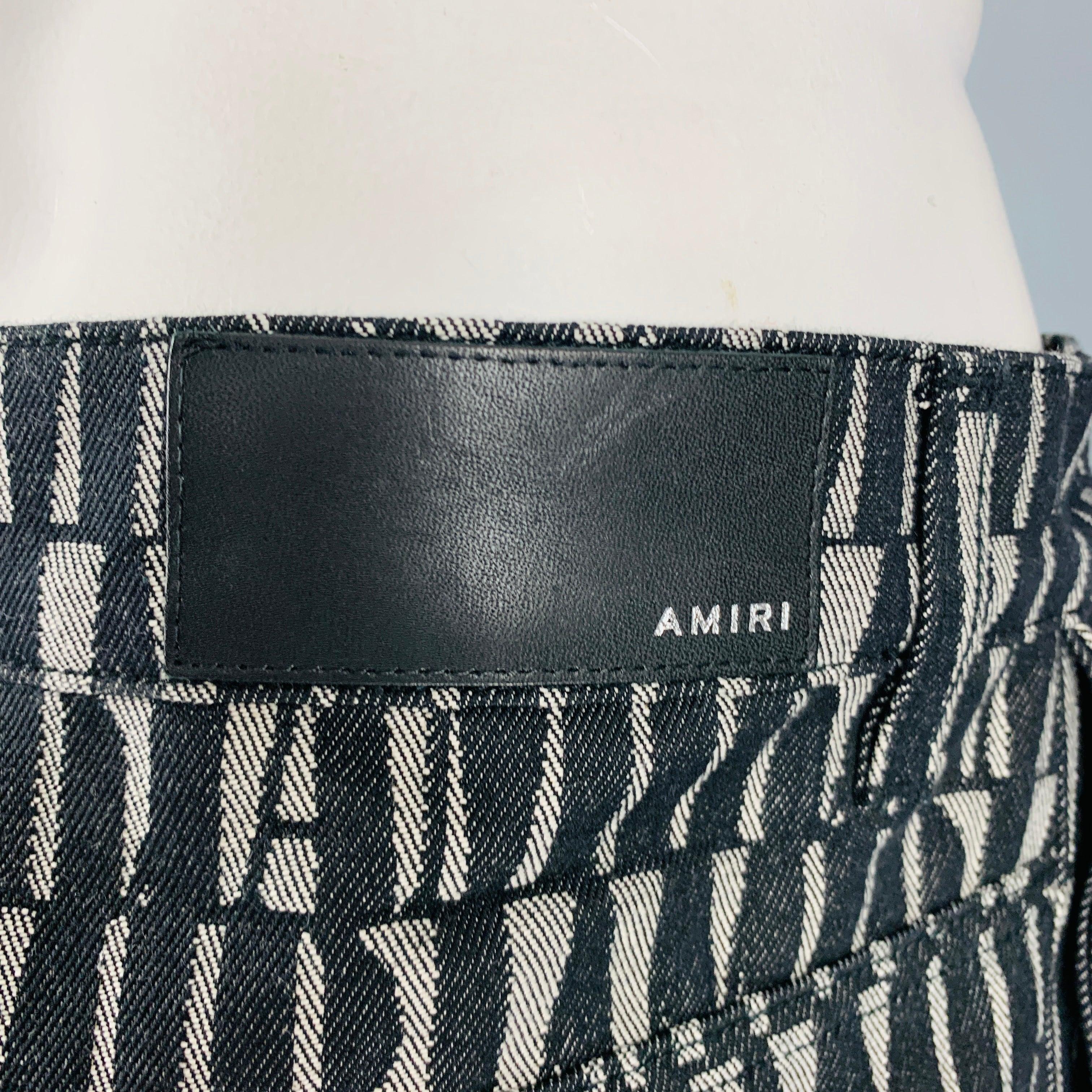 Amiri Size 34 Black Grey Logo Cotton Jean Cut Wide Leg Casual Pants Pour hommes en vente