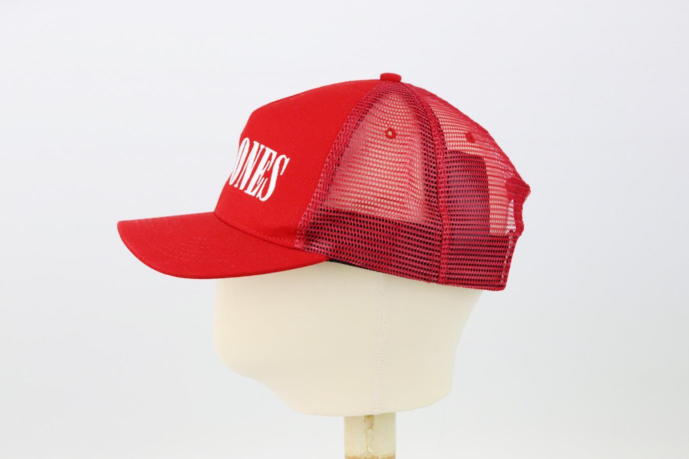 This baseball cap by Amiri is perfect for dressing down a more polished look, this style is made from structured cotton-canvas and mesh and embroidered with ‘Wild Ones’ on the front. Red cotton. Snap fastening at back. 100% Cotton; fabric2: 100%