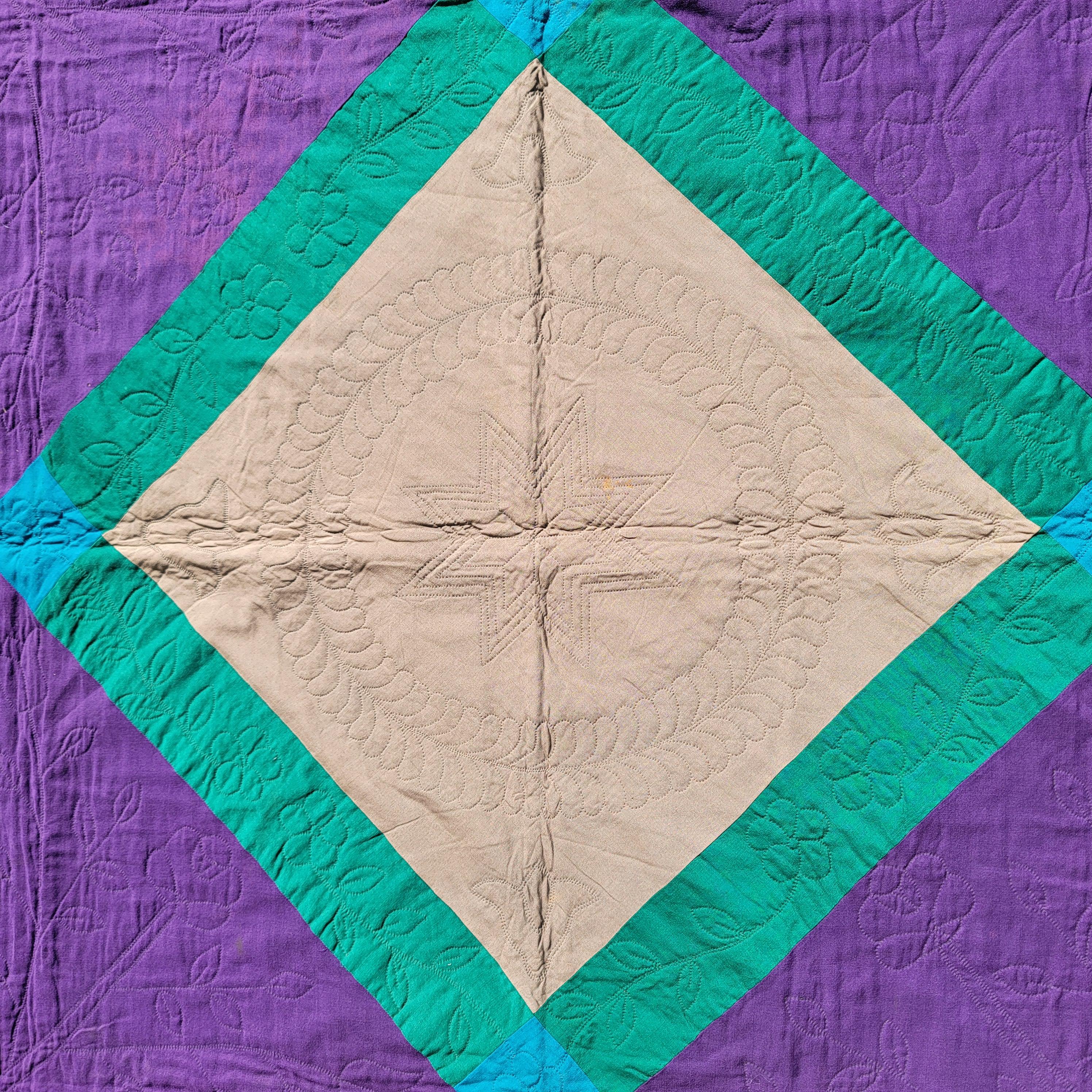 Arte popolare Amish All Wool Lancaster Co. Pa Diamond in A Square Quilt in vendita