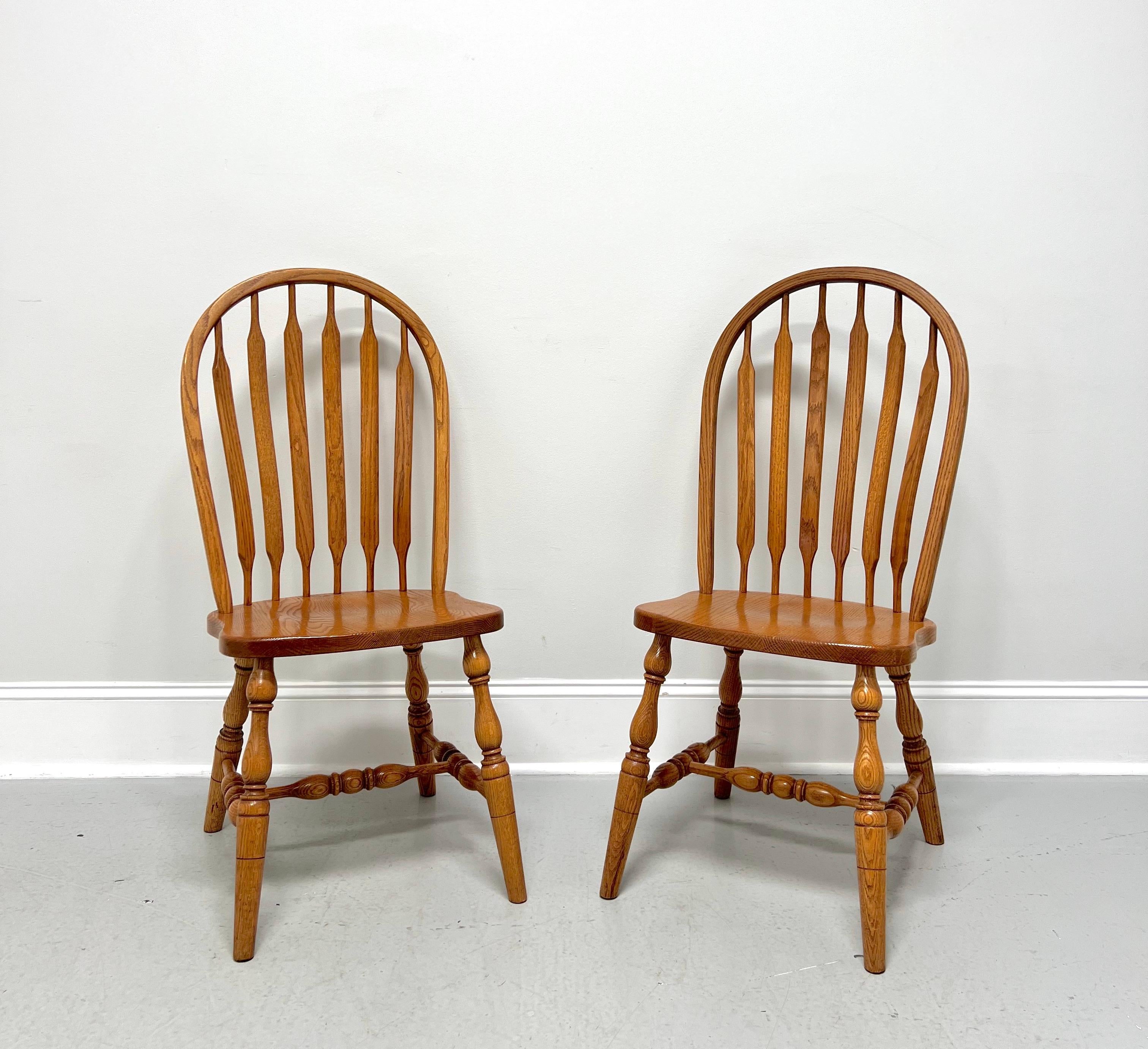 Amish Made Rockford Style Oak Windsor Dining Side Chairs - Pair For Sale 5