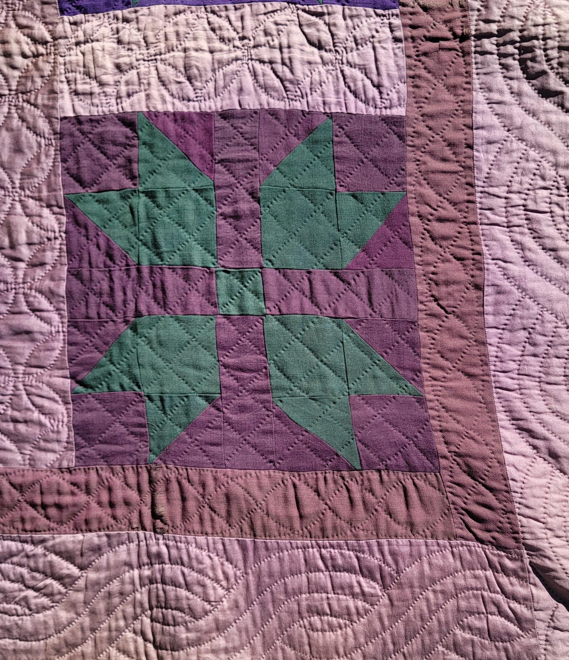 American Amish Quilt Dated 1911 from Indiana-Bear Paw Pattern For Sale