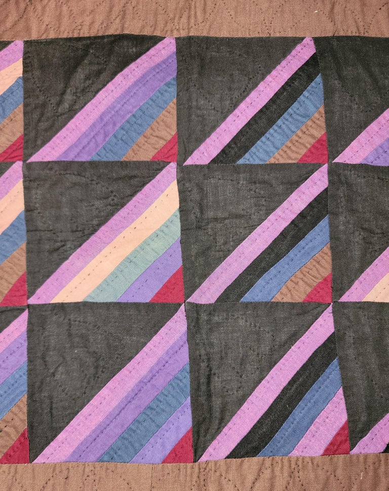 American Amish Roman Stripes Crib Quilt from Ohio For Sale