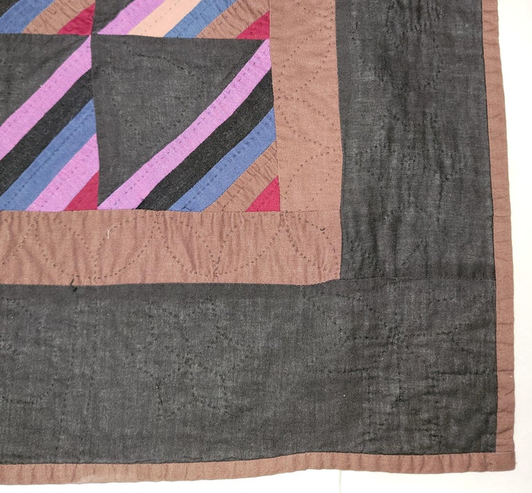 Amish Roman Stripes Crib Quilt from Ohio In Good Condition For Sale In Los Angeles, CA