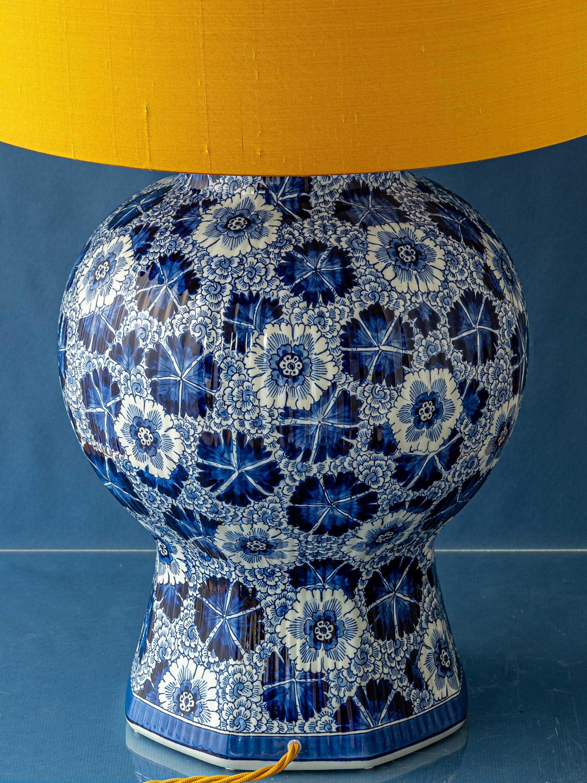 Contemporary Amitābha Studio x Royal Delft: Limited Edition Hand-Painted Table Lamp For Sale