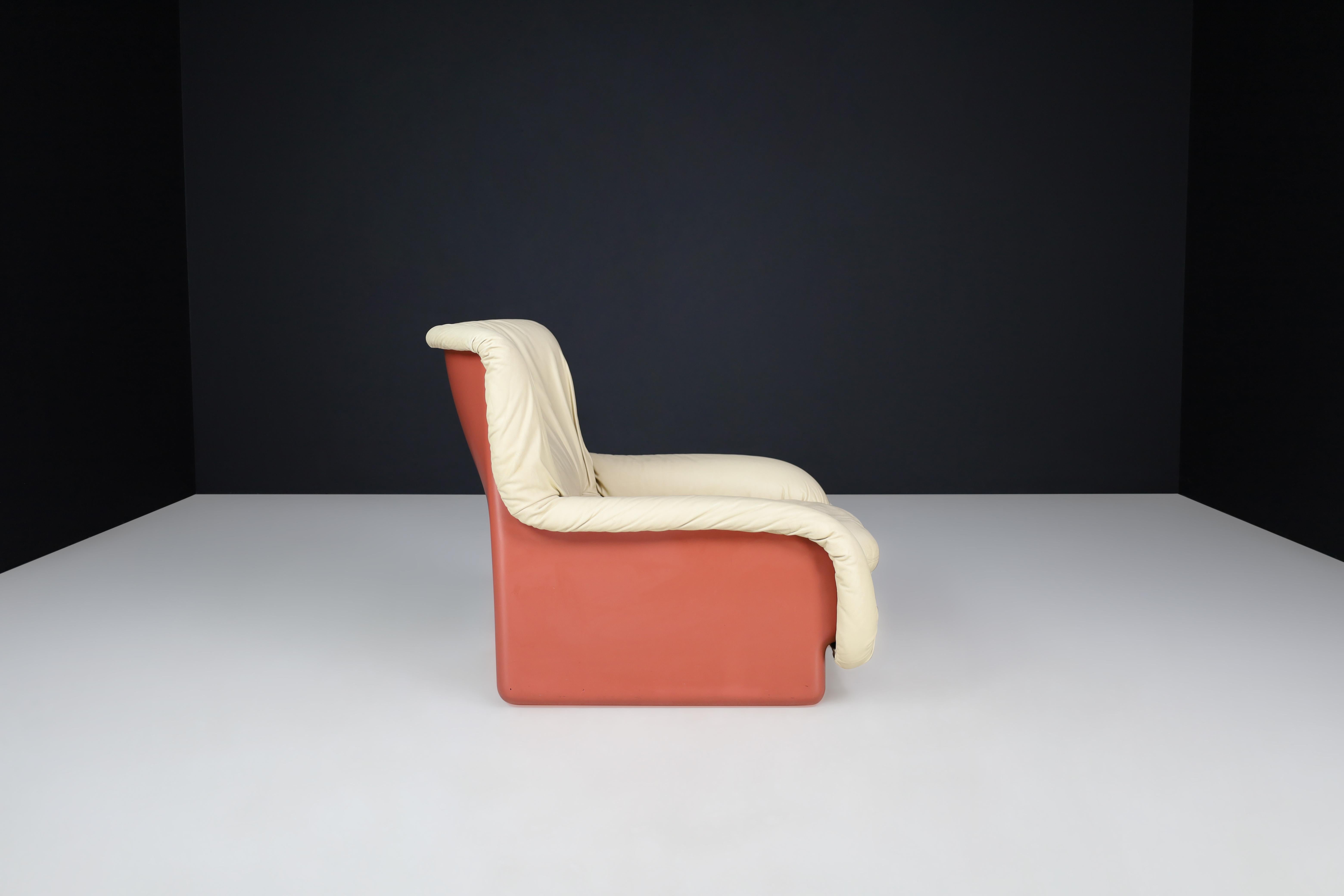 XX secolo Ammannati & Vitelli Lounge Chair per Rossi di Albizzate, Italia, anni '70 in vendita