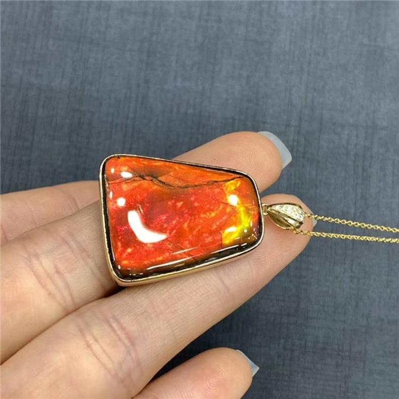 Women's Ammolite Necklace 18k Yellow Gold For Sale