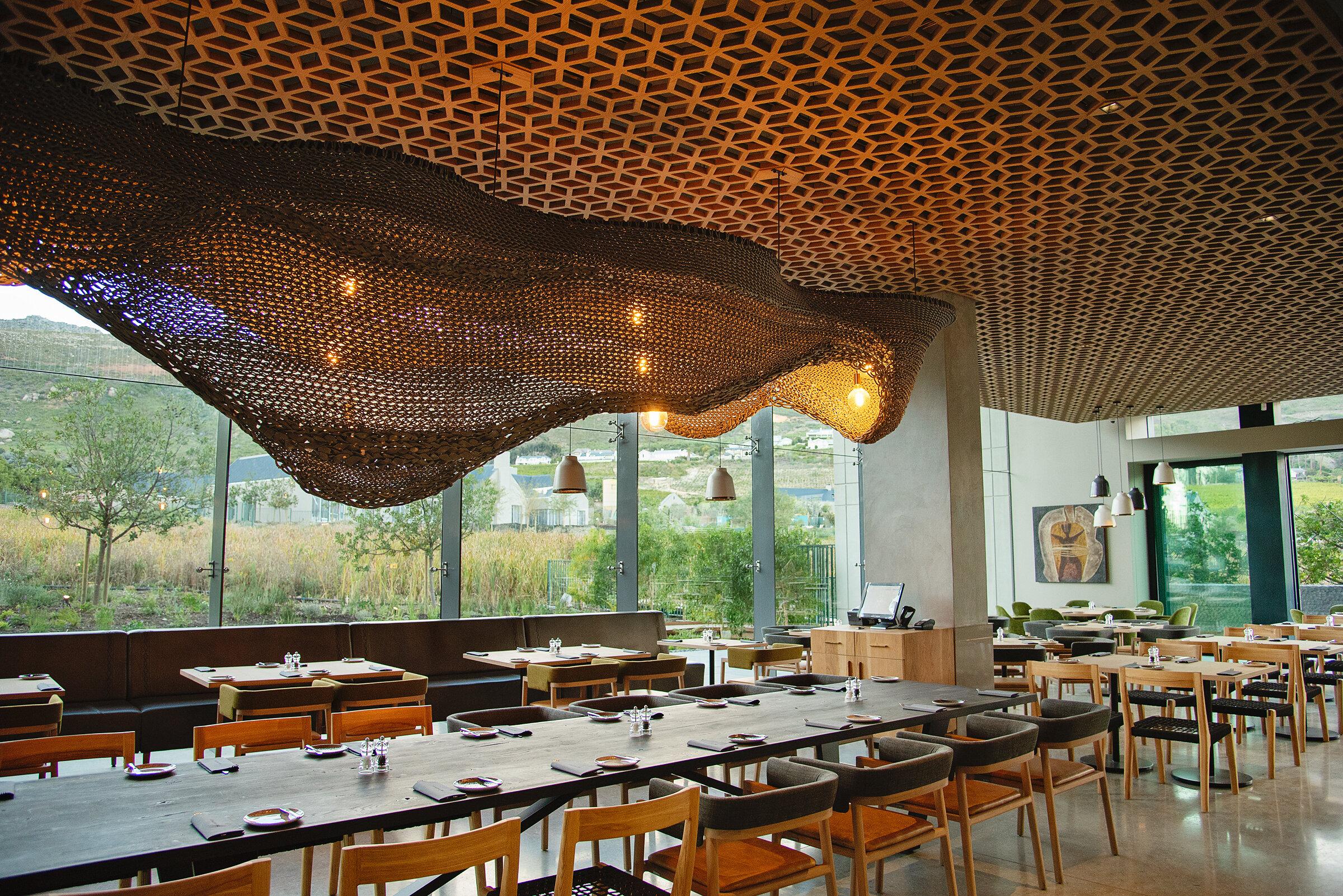 Corda Lampadario scultura Amoeba Bohemian per interni/esterni di Studio Aloyd in vendita