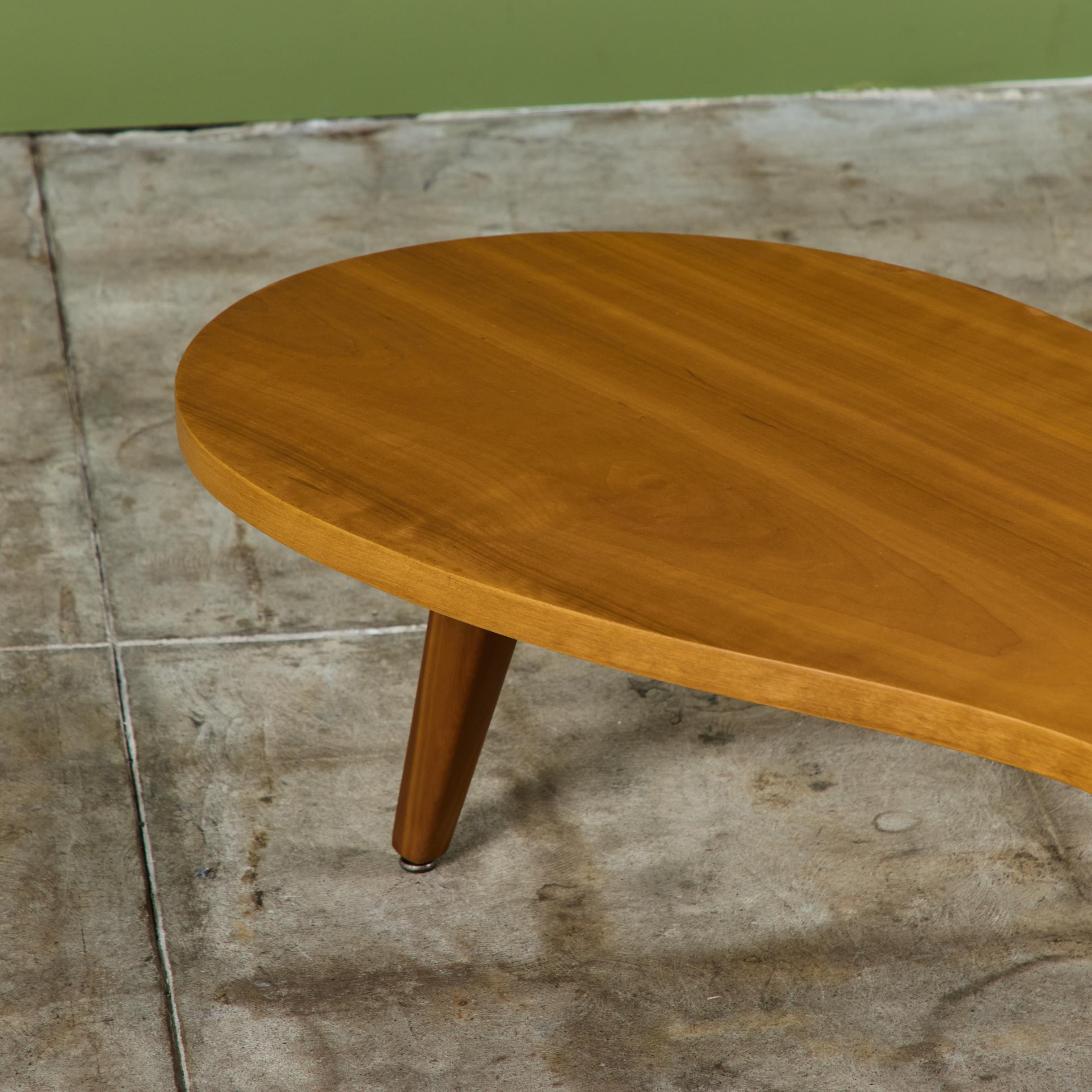 Table basse Amoeba de John Widdicomb en vente 9