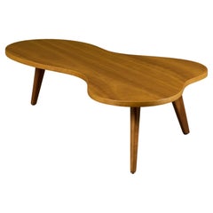 Mesa baja Amoeba de John Widdicomb