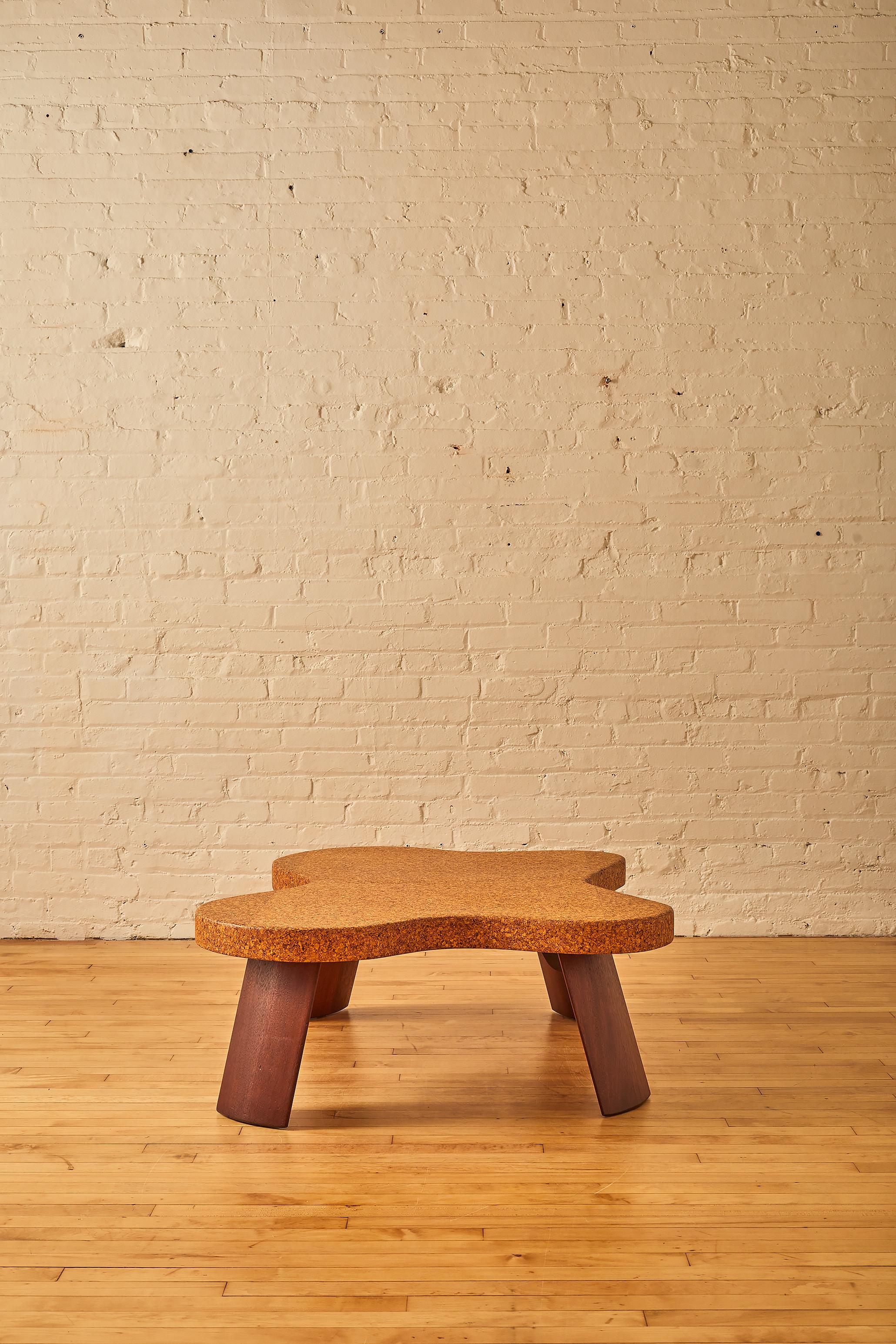 Amoeba Coffee Table by Paul T. Frankl 'Model 5005' In Excellent Condition For Sale In Long Island City, NY