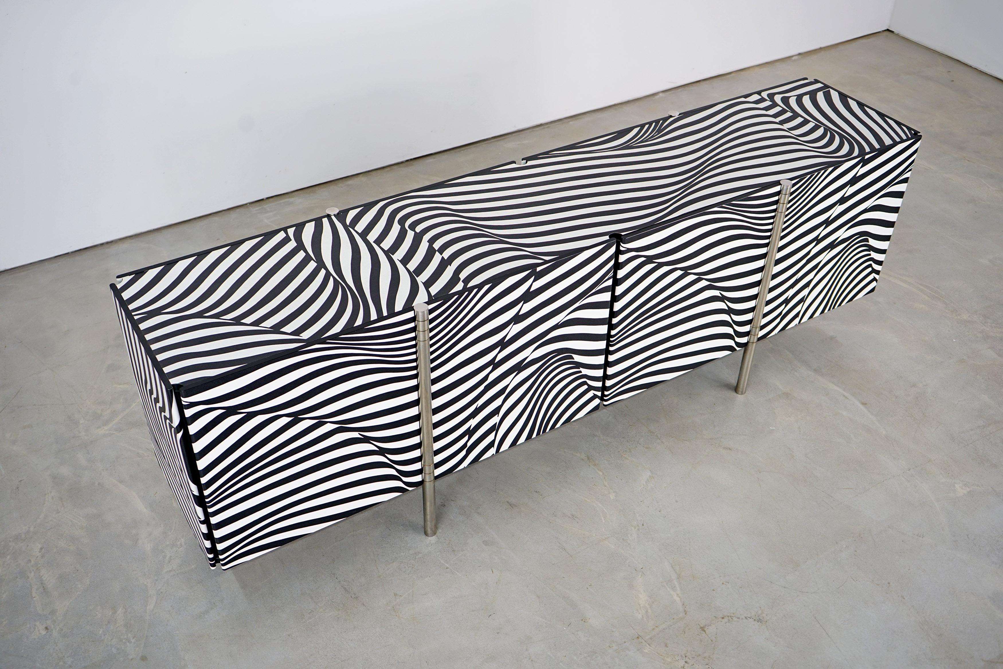 Amor Stripe 12 Sideboard by Robert and Trix Haussmann for Wogg, Original Edition In Excellent Condition In Munster, NRW