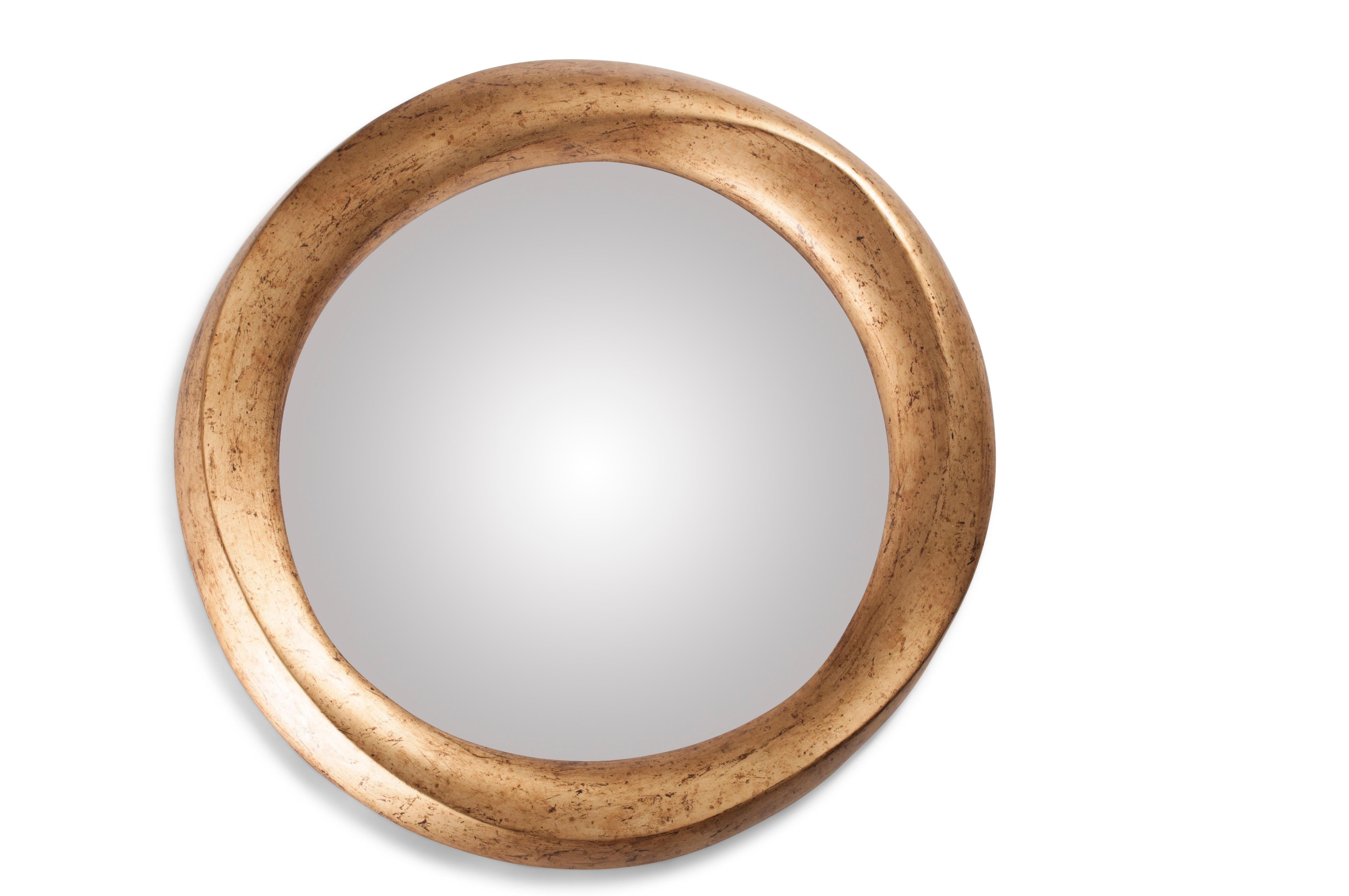 Round shape mirror with dimension of 30