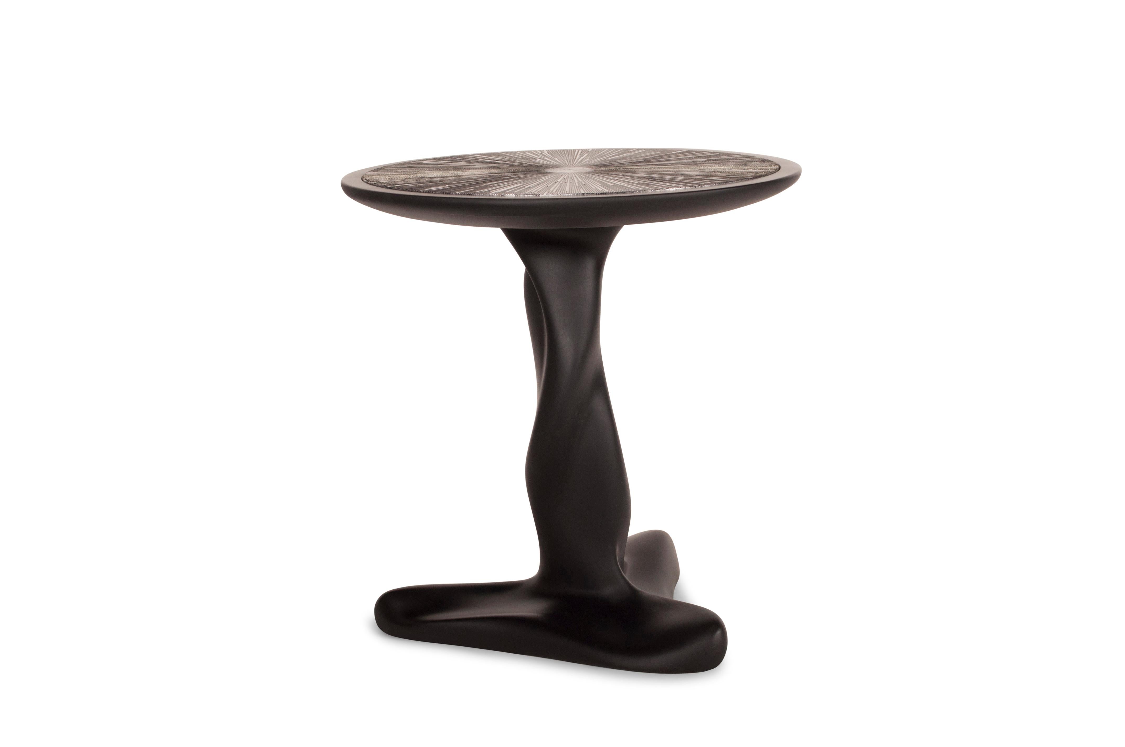 Carved Amorph Helios Site Table, Back Matte Lacquer, with Silver Leaves Gilding For Sale