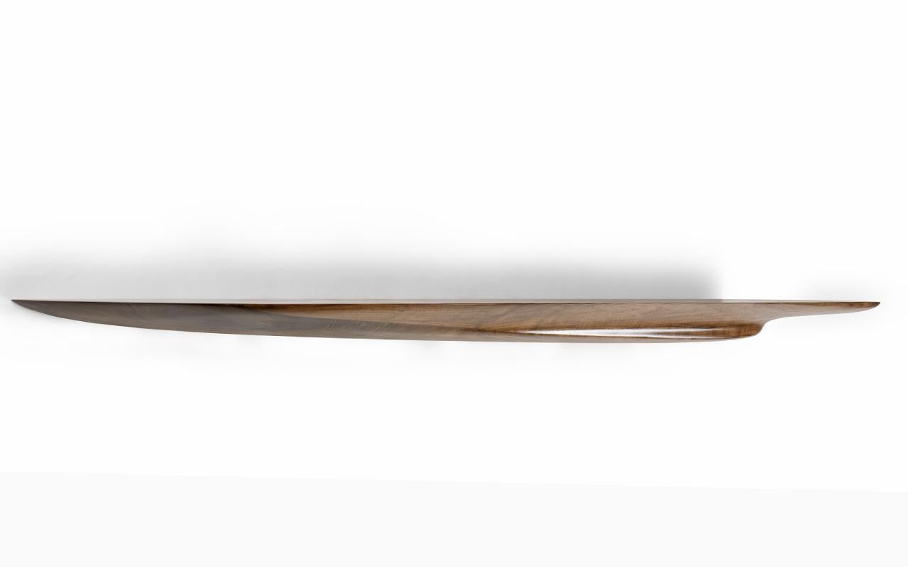 Estantería Riva Tinte natural sobre madera de nogal by Amorph Siglo XXI y contemporáneo en venta