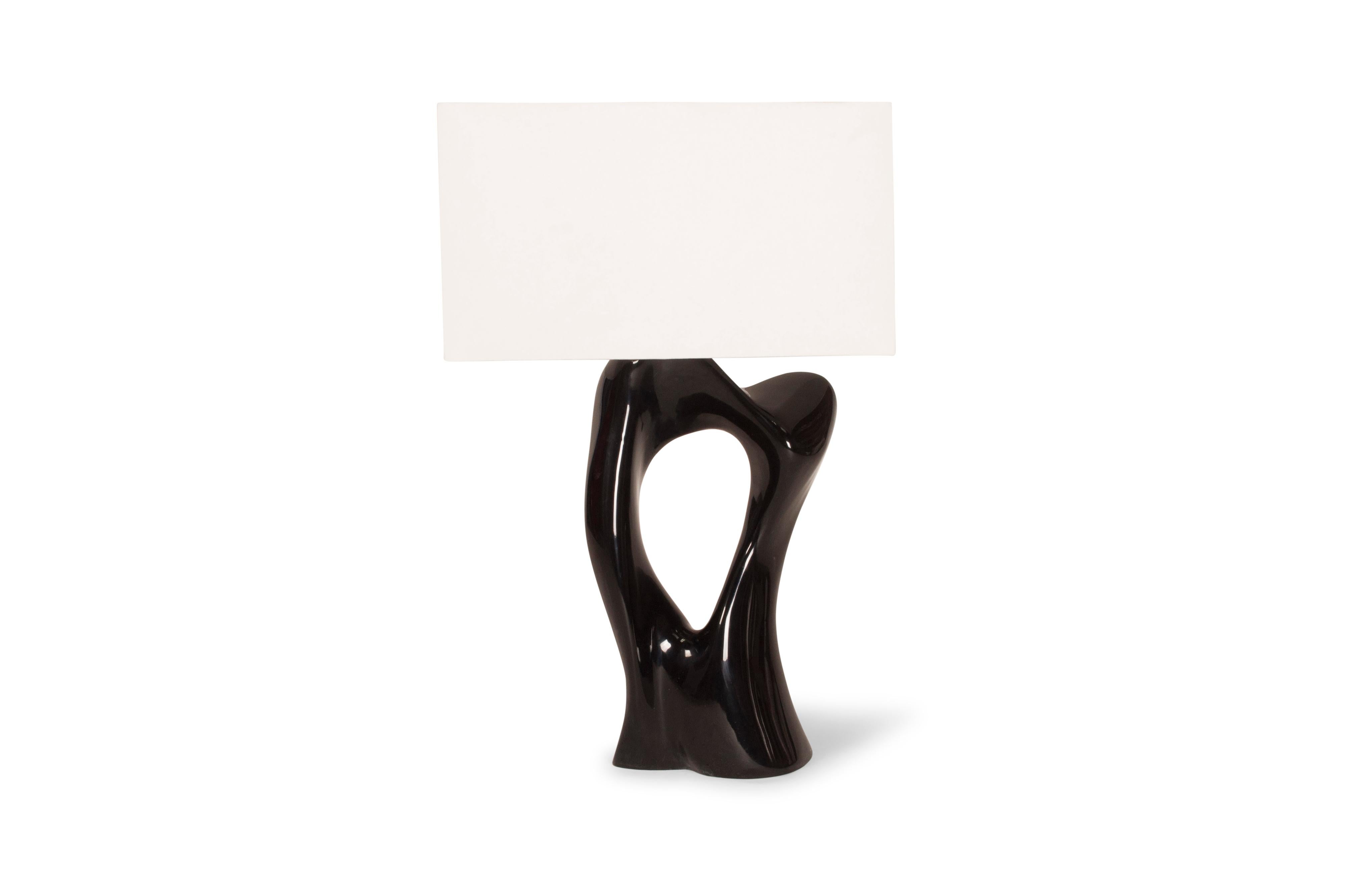 Organic Modern Amorph Vesta Table Lamp Black Glossy Lacquer with Ivory Silk Shade For Sale