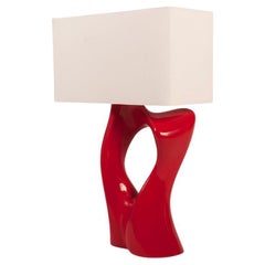 Lámpara de mesa Vesta, laca roja brillante con pantalla de seda marfil by Amorph