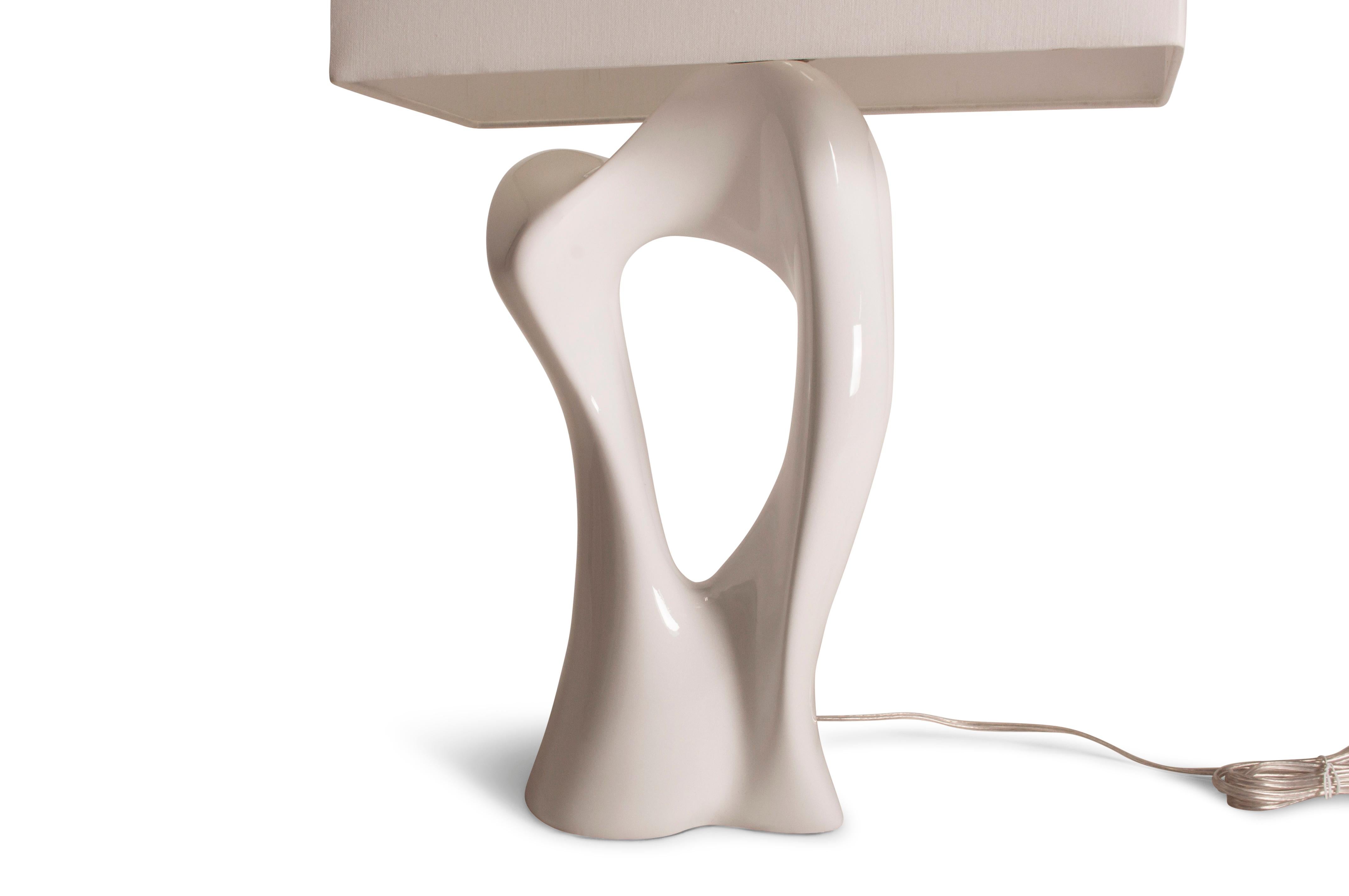 Wood Amorph Vesta Table Lamp in White Lacquered Finish with silk shade  For Sale