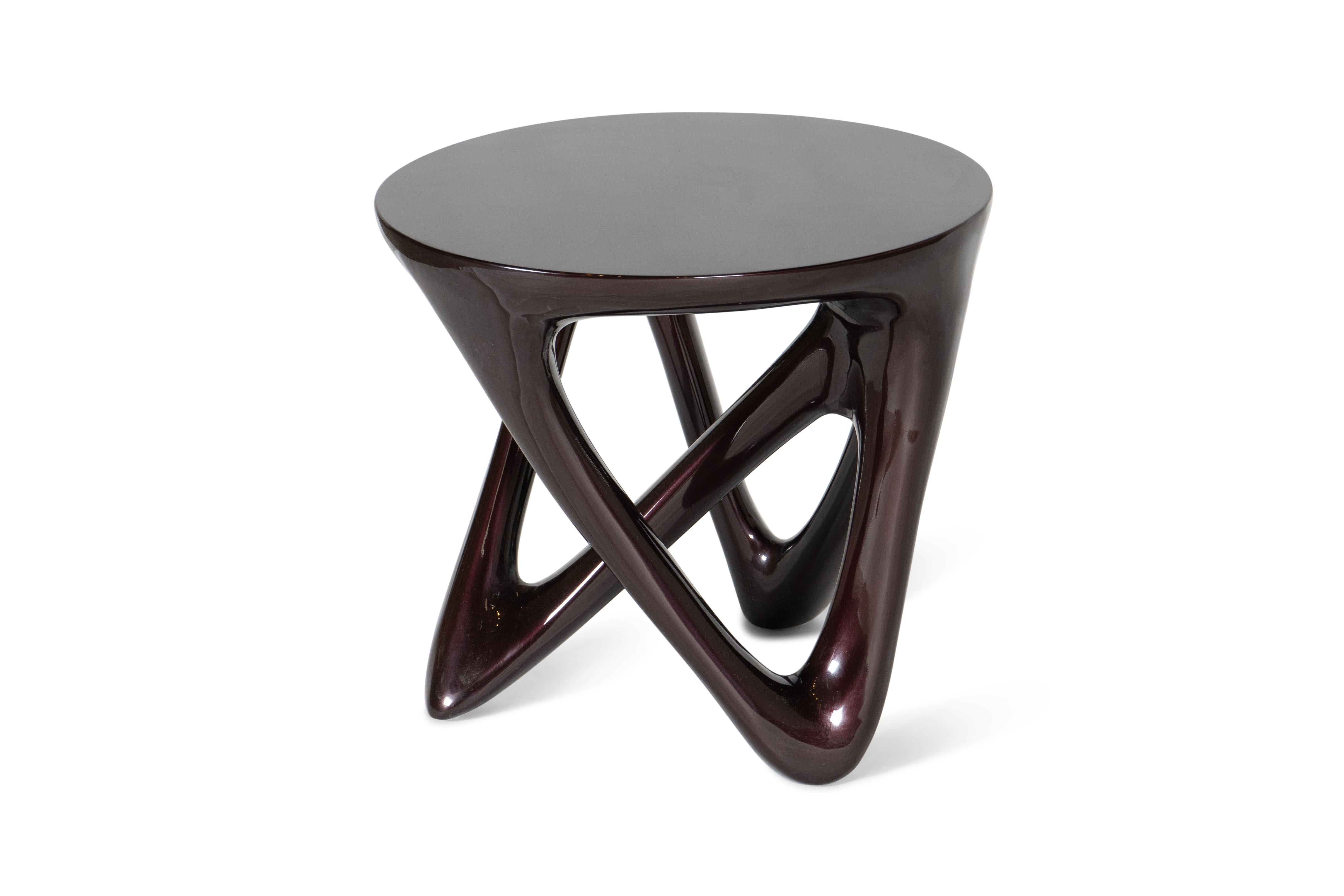 Painted Amorph Ya Modern Side Table in Metallic lacquer For Sale