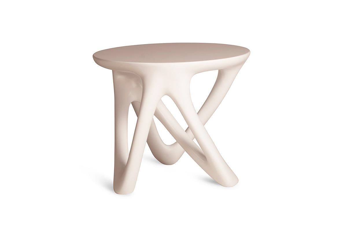 Amorph Ya side table in white lacquer matte
Dimensions: Amorph Ya side table in white lacquer matte

It is available in different finishes and custom sizes. 

About Amorph: Amorph is a design and manufacturing company based in Los Angeles,