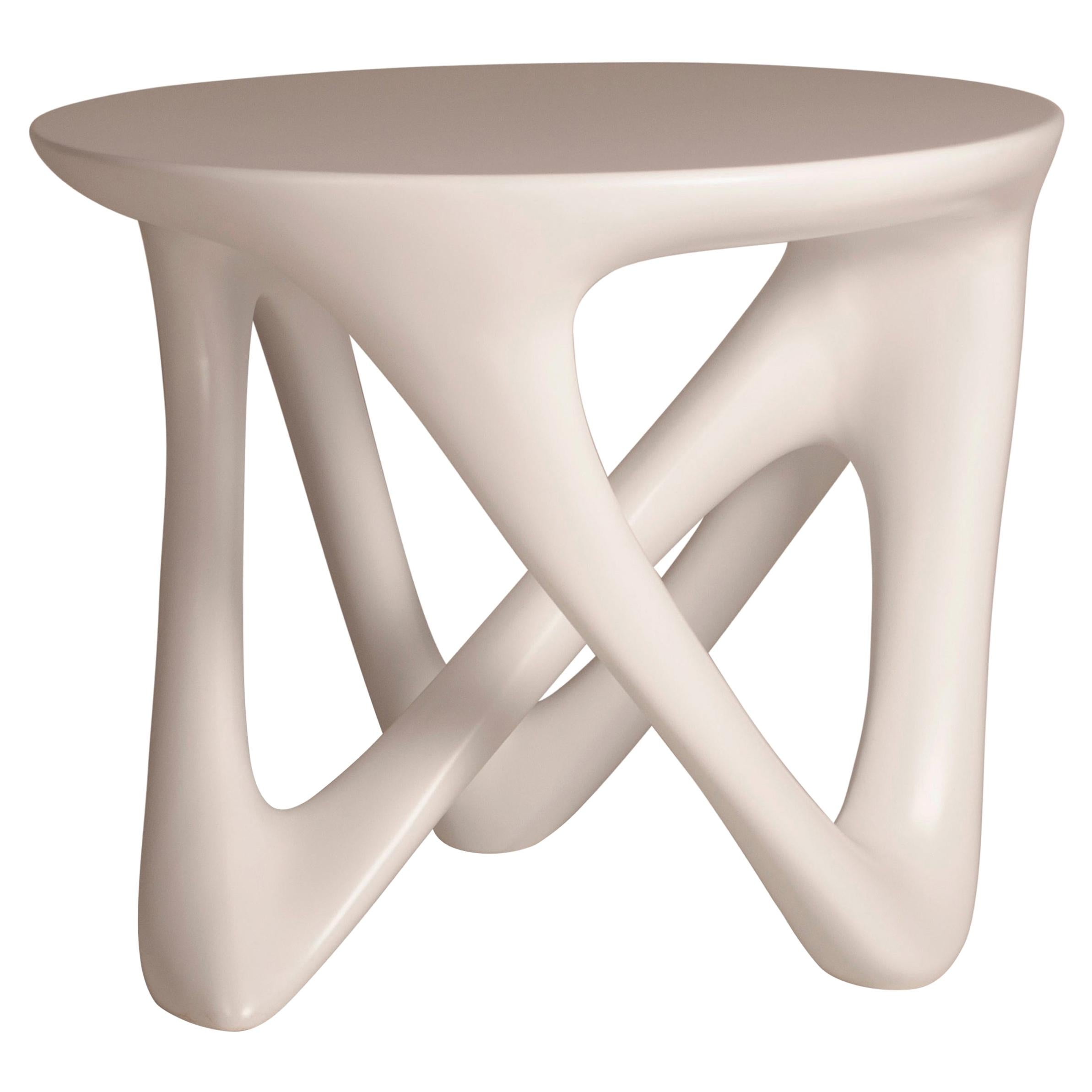 Amorph Ya Side Table in White Lacquer Matte